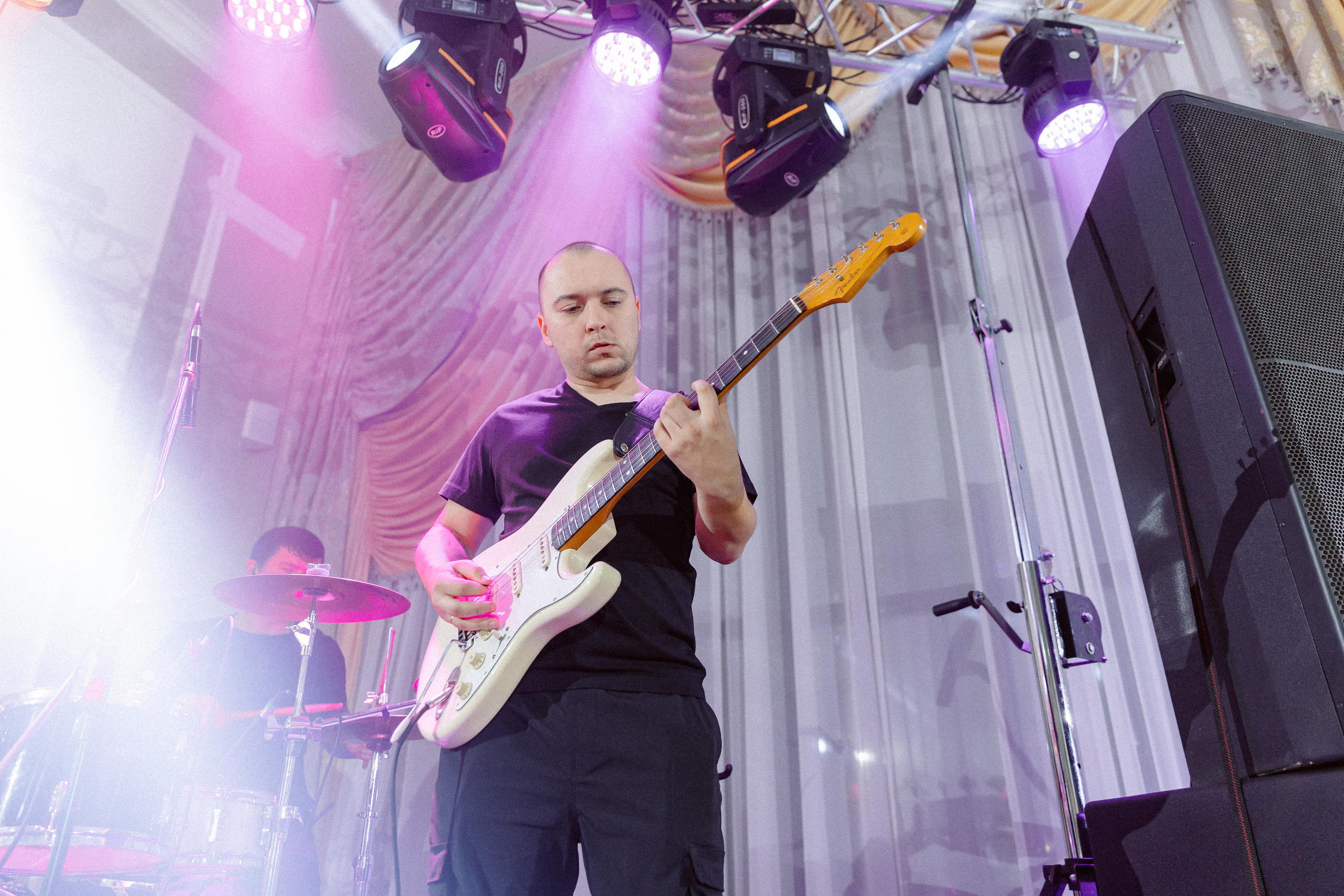 HB Aristocrat hotel. Э Т О М Ы