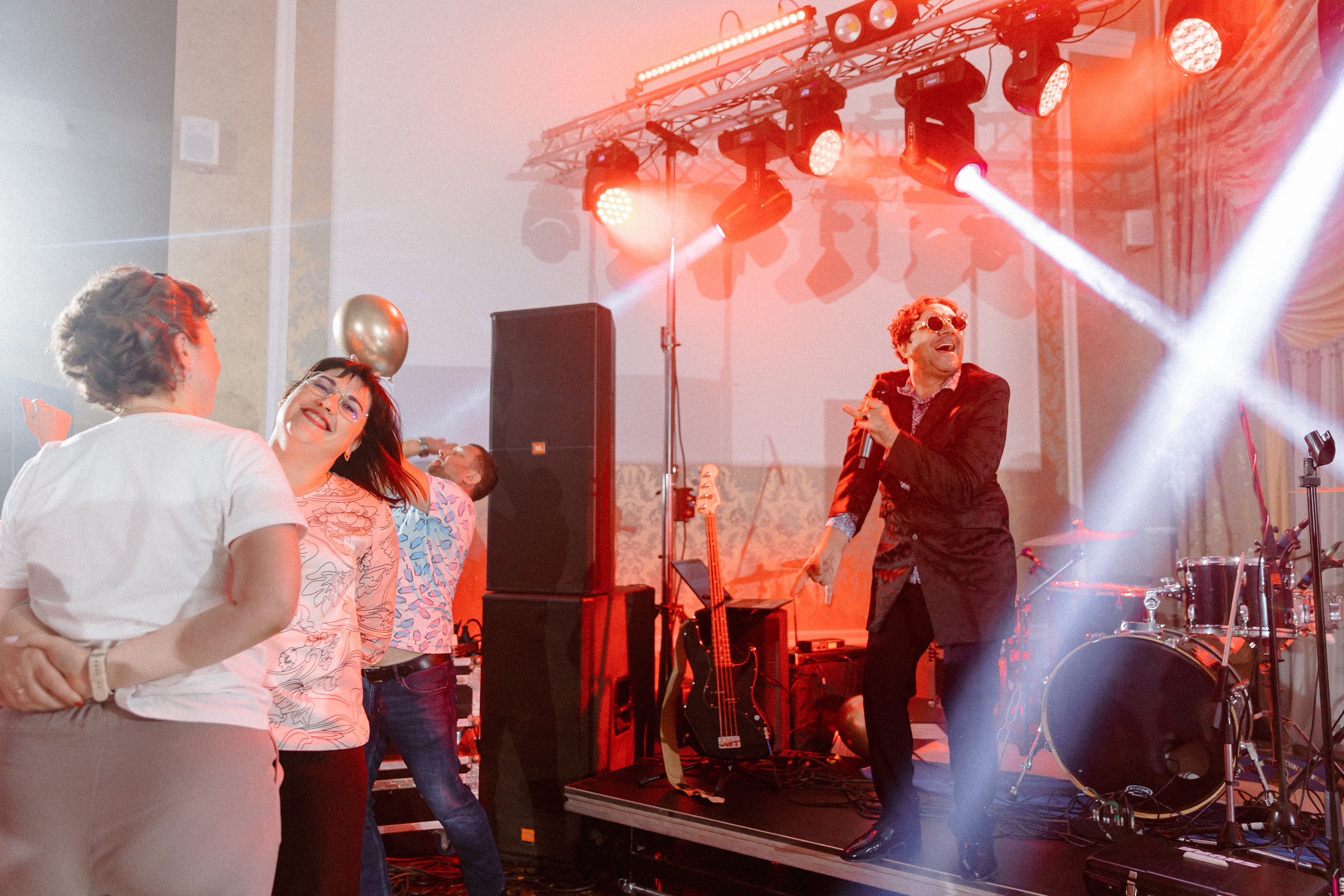 HB Aristocrat hotel. Э Т О М Ы