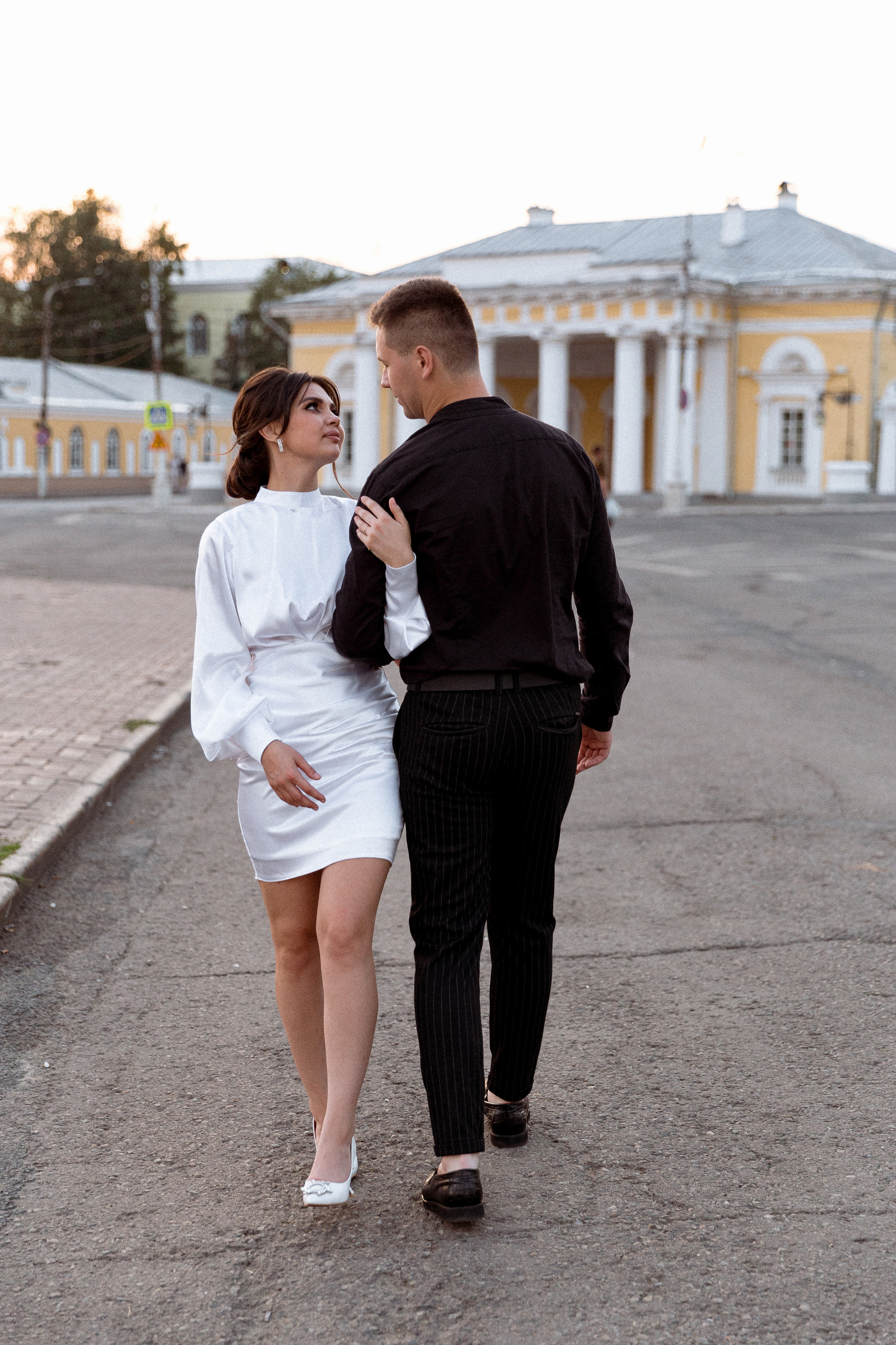 Любить каждое твоё касание. Э Т О М Ы