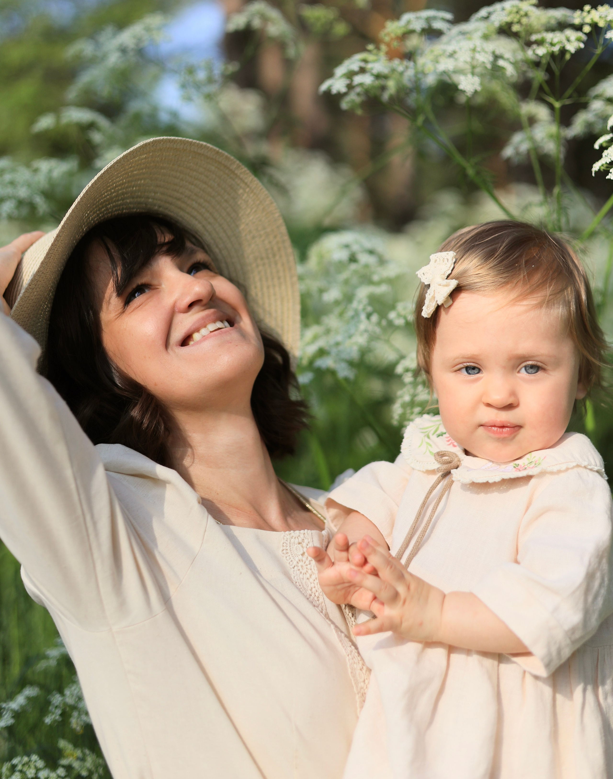 Ksenia and Eseniya. Family, portrait, content photo in Costa Rica Evgeniya Besprozvannykh