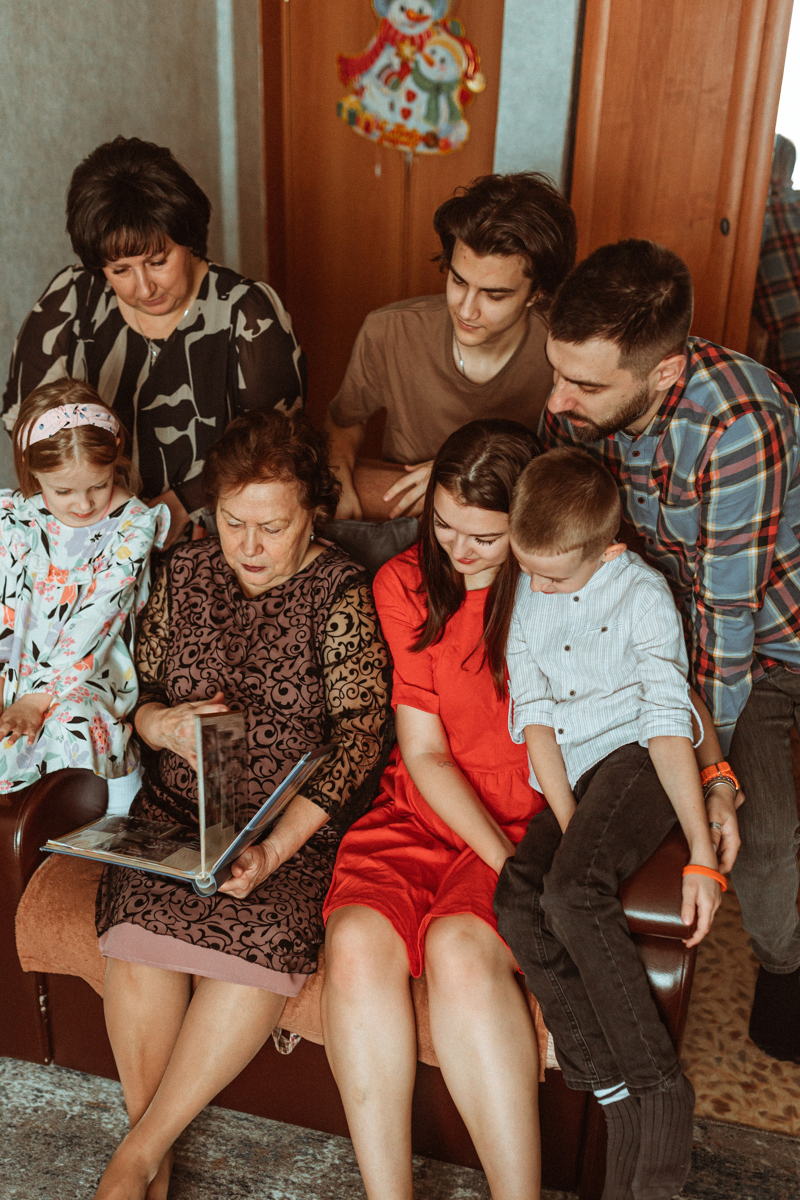 Марина с семьей. Семейный фотограф lifestyle в Новосибирске Елена Шпилевая