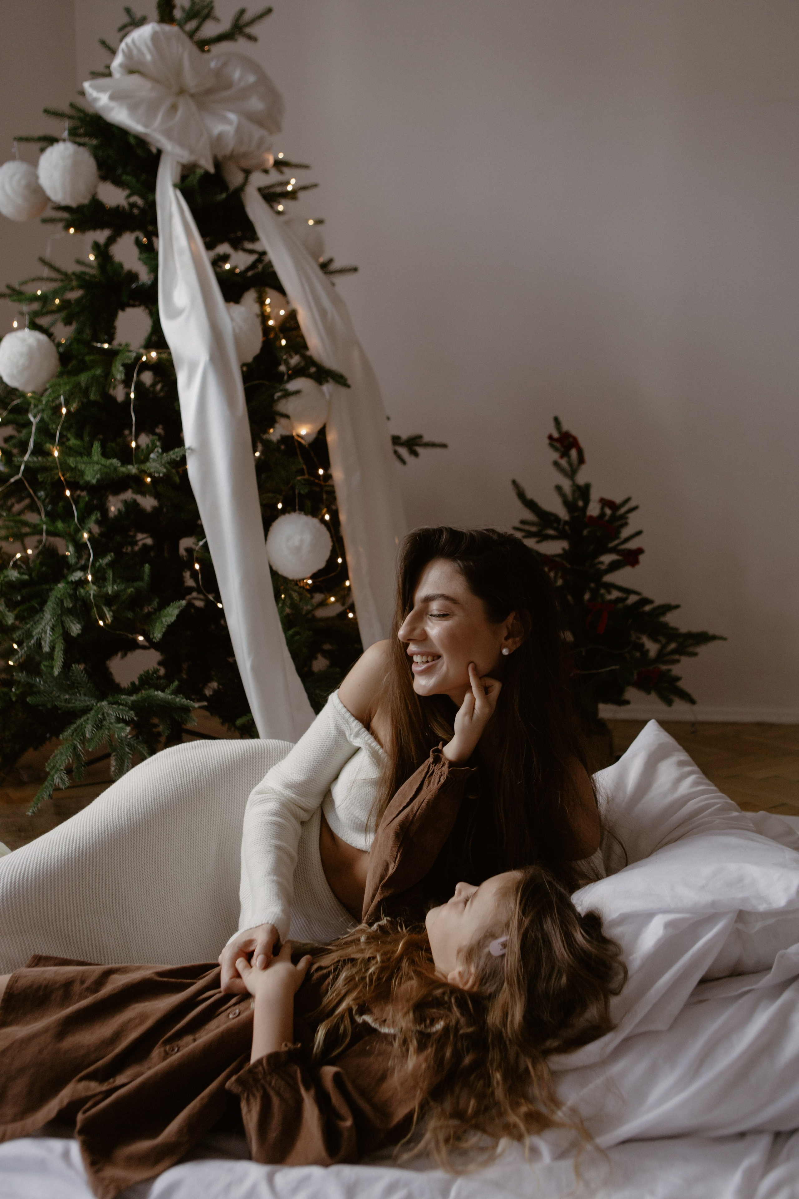 Victoria and Olivia. Photographer Lisbon|Portugal Nadiya Kharytonenko