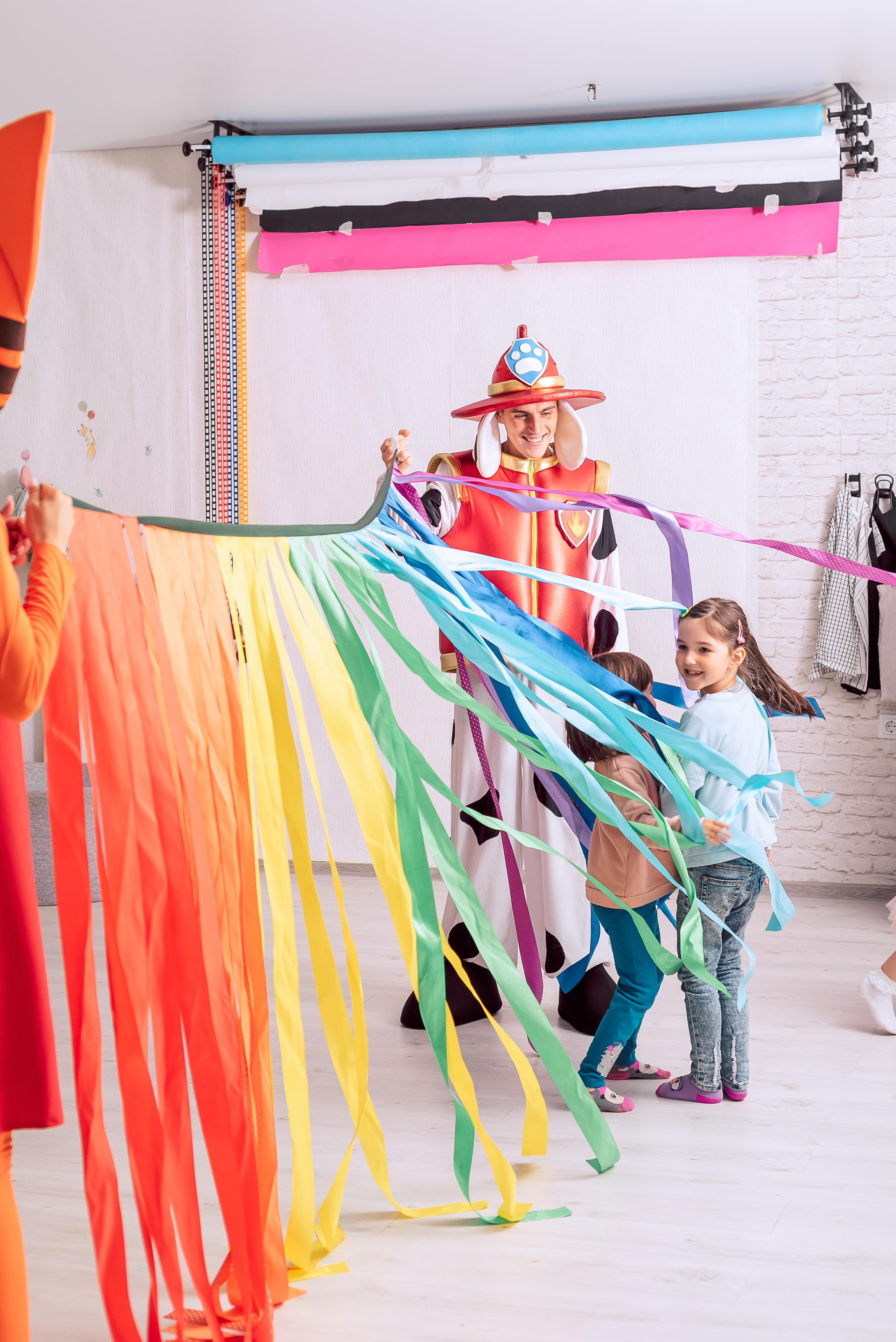 Аниматоры в фотостудии). Колодич Оксана детский и семейный фотограф