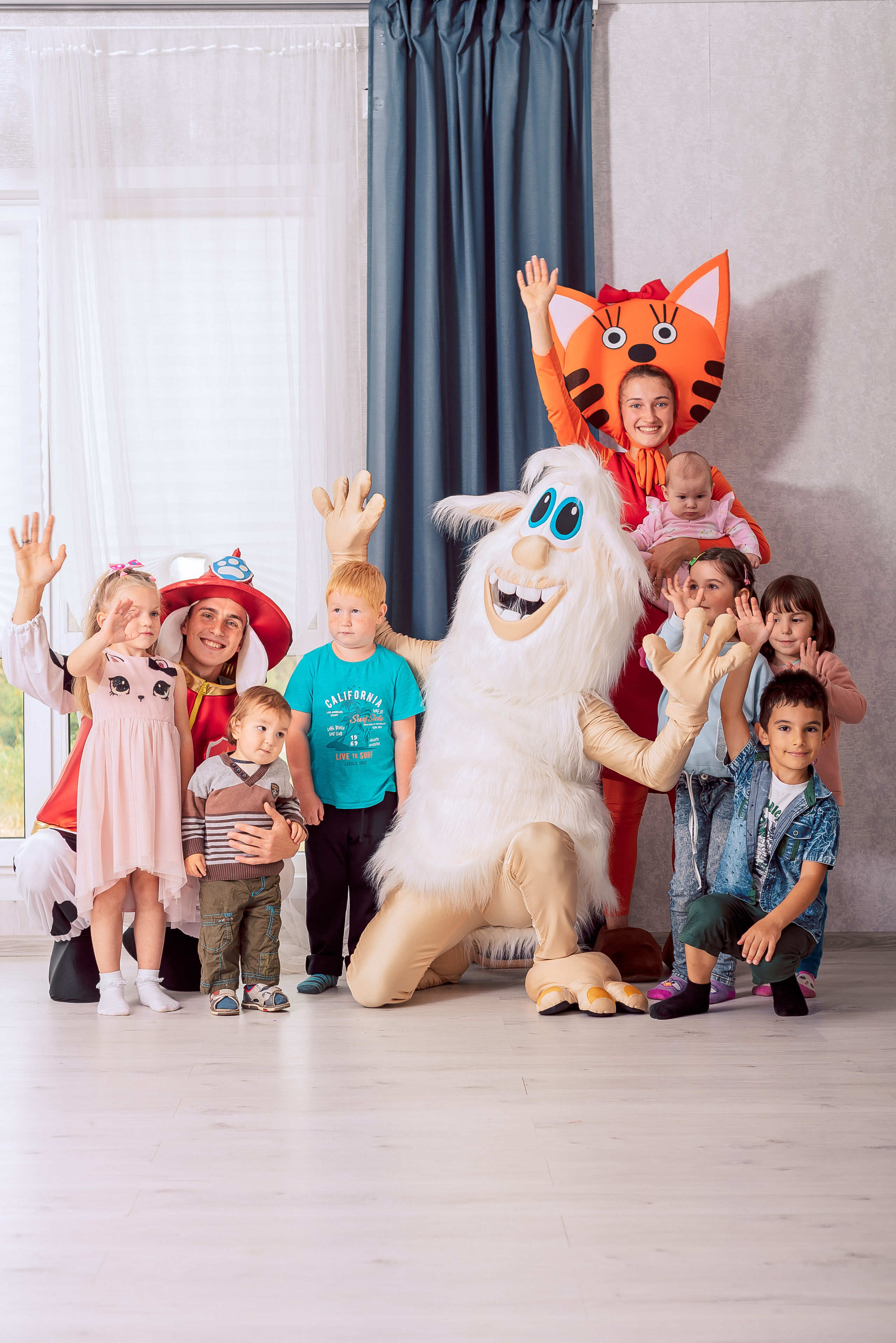 Аниматоры в фотостудии). Колодич Оксана детский и семейный фотограф