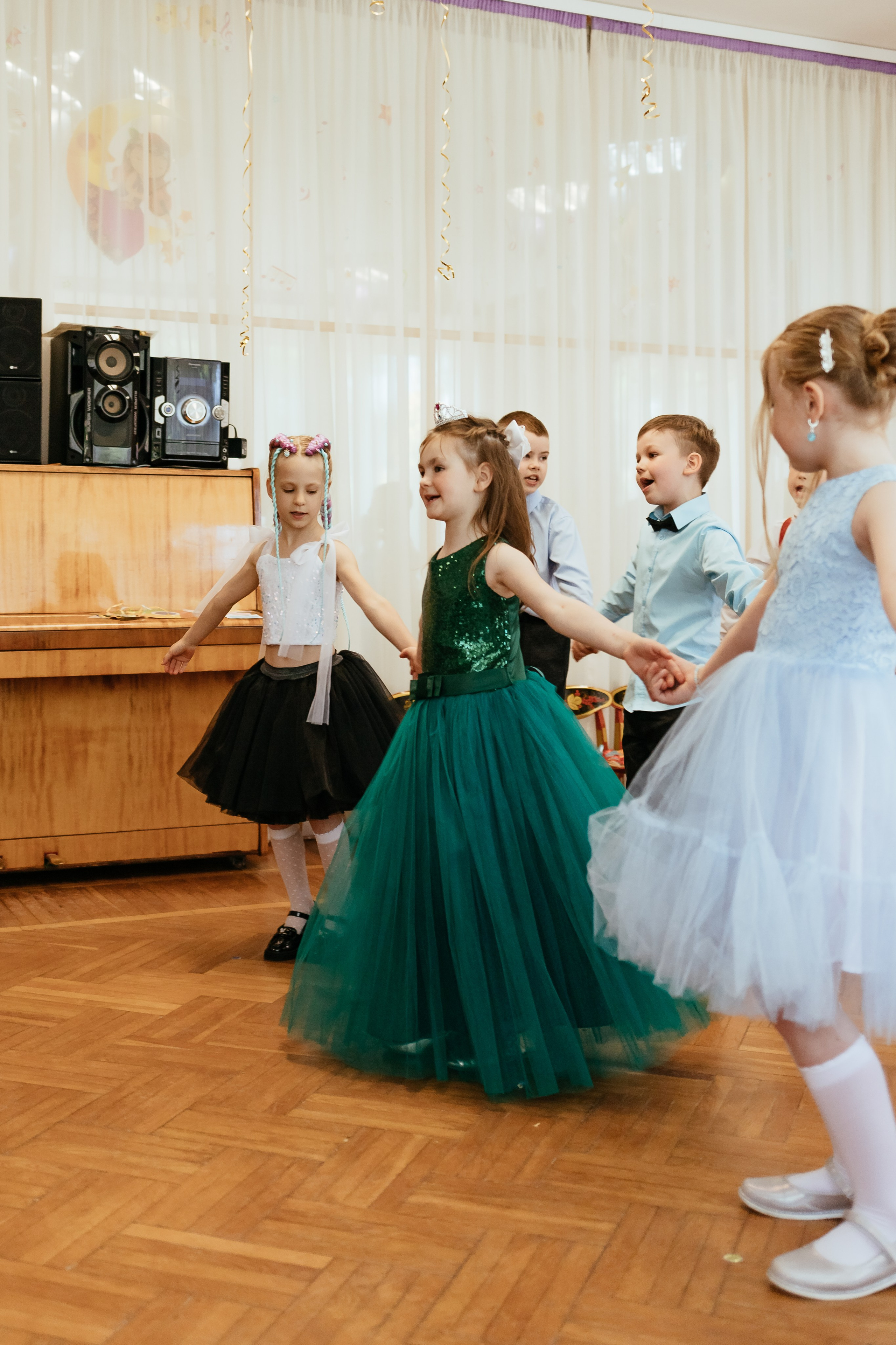 Праздник в детском саду. Семейный фотограф в Минске Приболовец Светлана