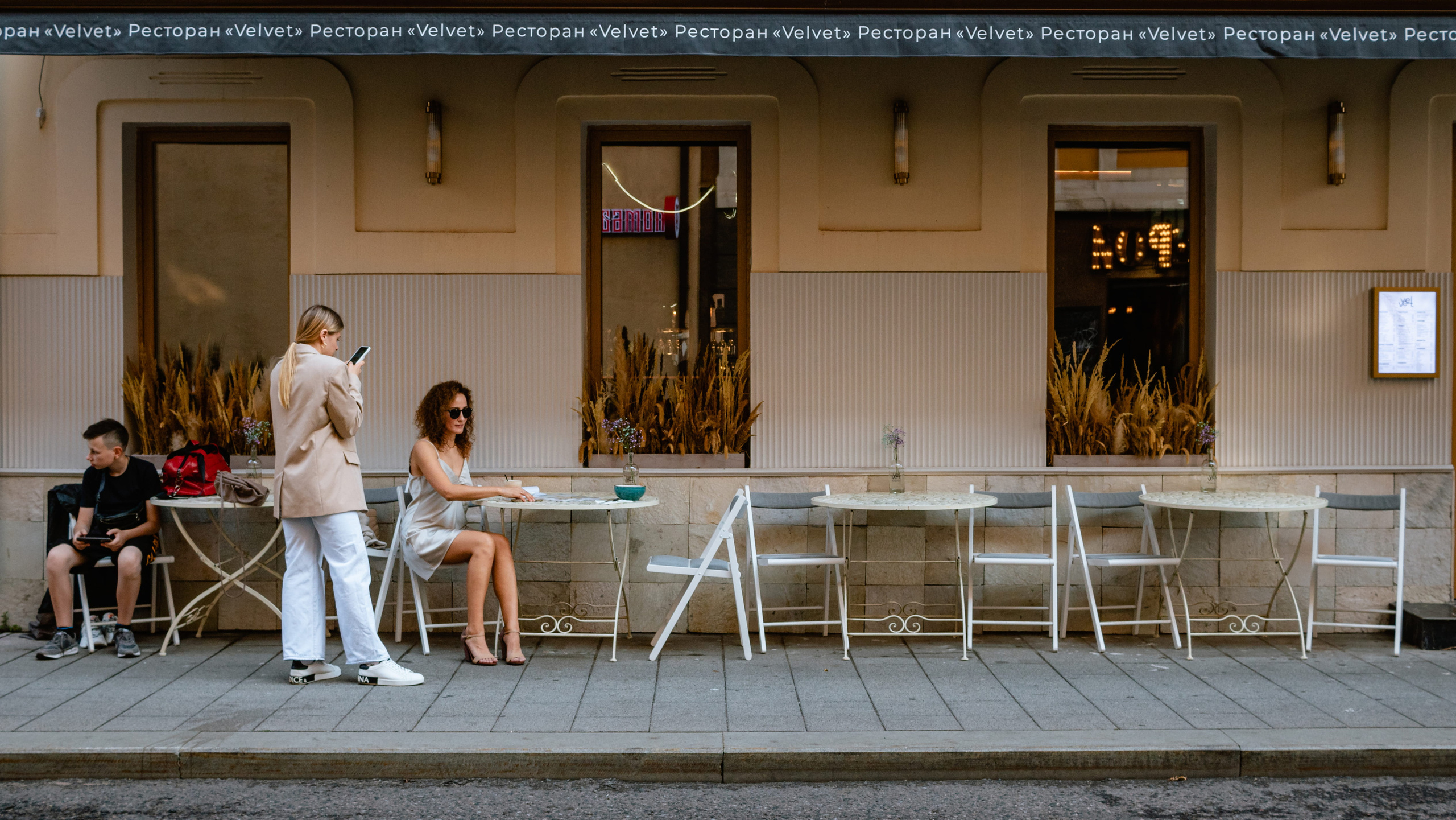 Уличный и портретный фотограф в Москве Лина Торн