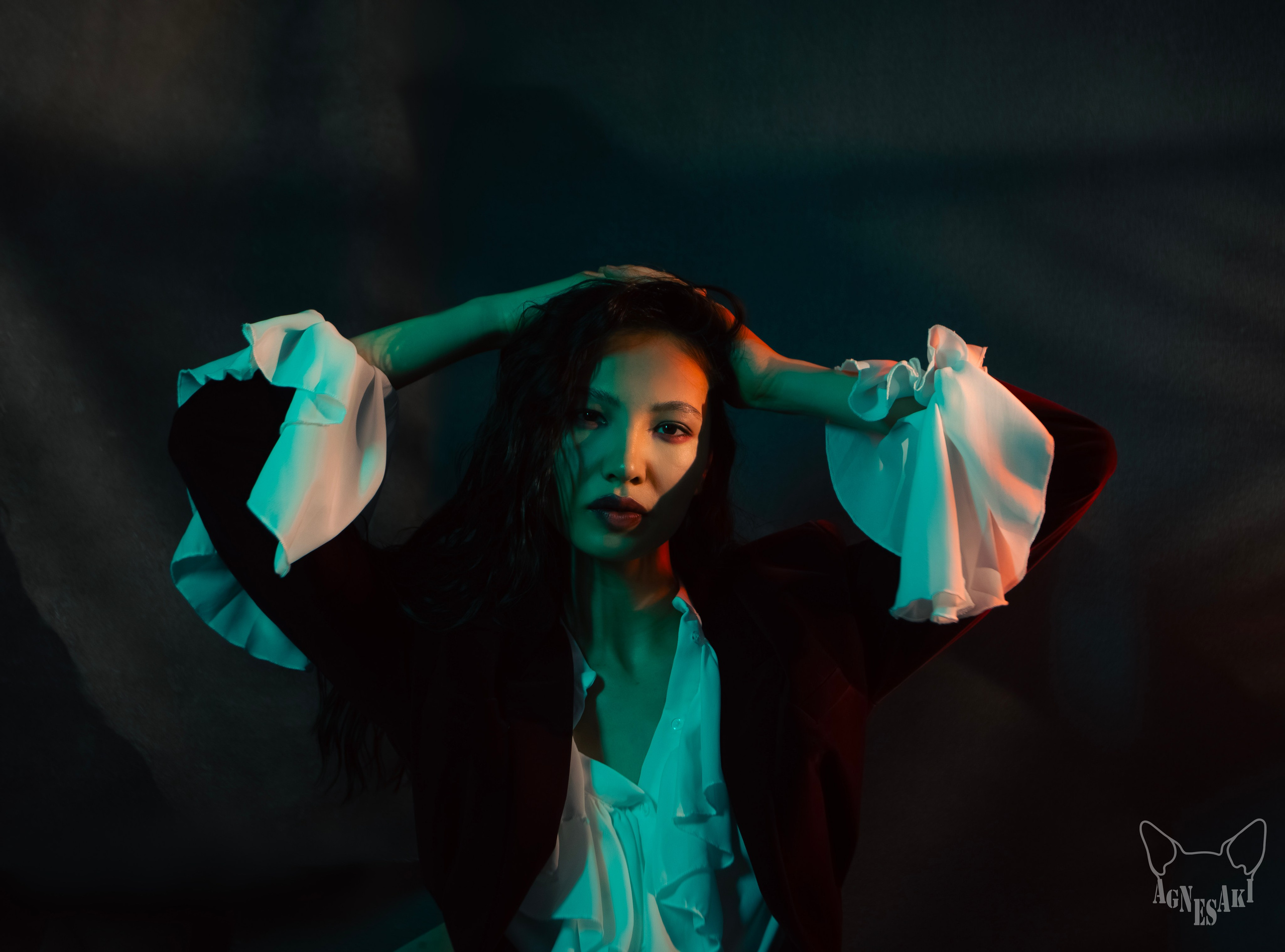 Neon. Agnes Aki  Твой НЮ фотограф в Москве