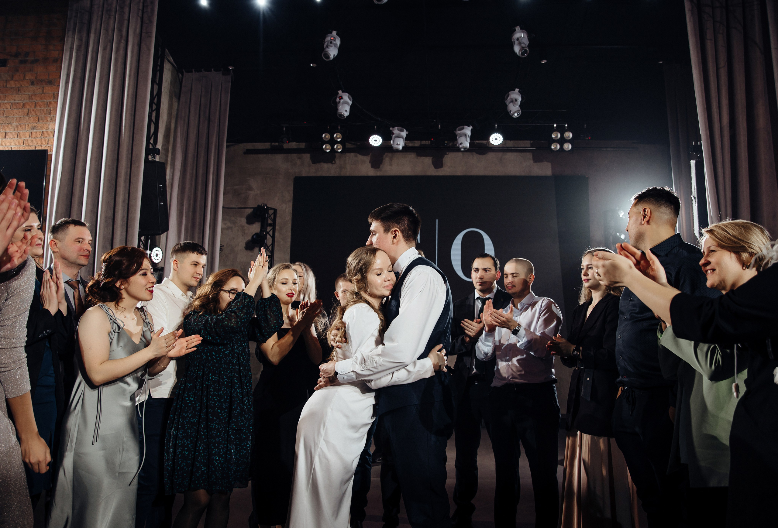 свадебная церемония красноярск, свадьба красноярск, координатор красноярск, свадебная арка красноярск, обмен кольцами, свадьба красноярск, свадебный организатор красноярск, организатор красноярск, организатор свадьбы красноярск, свадьба под ключ красноярск, выездной регистратор красноярск, оформление свадьбы красноярск, утро невесты, утро невесты красноярск, невеста красноярск, сборы невесты, свадебный распорядитель, помощник на свадьбу, идеи для свадьбы, лавстори красноярск, букет невесты красноярск, образ невесты красноярск, костюм жениха красноярск, платье невесты красноярск, фотограф красноярск, свадебное платье красноярск, свадебный торт красноярск, ресторан красноярск, свадебный танец красноярск, свадебное агентство Инсайт, свадебное агентство Инсайт Красноярск, свадебное агентство Insight, свадебное агентство Insight Красноярск, свадьба в стиле игры престолов, свадьба в стиле игры престолов красноярск, зимняя свадьба, зимняяя свадьба красноярск, свадьба в белом замке красноярск, белый замок шамони, свадьба в шамони красноярск, свадебная церемония в замке