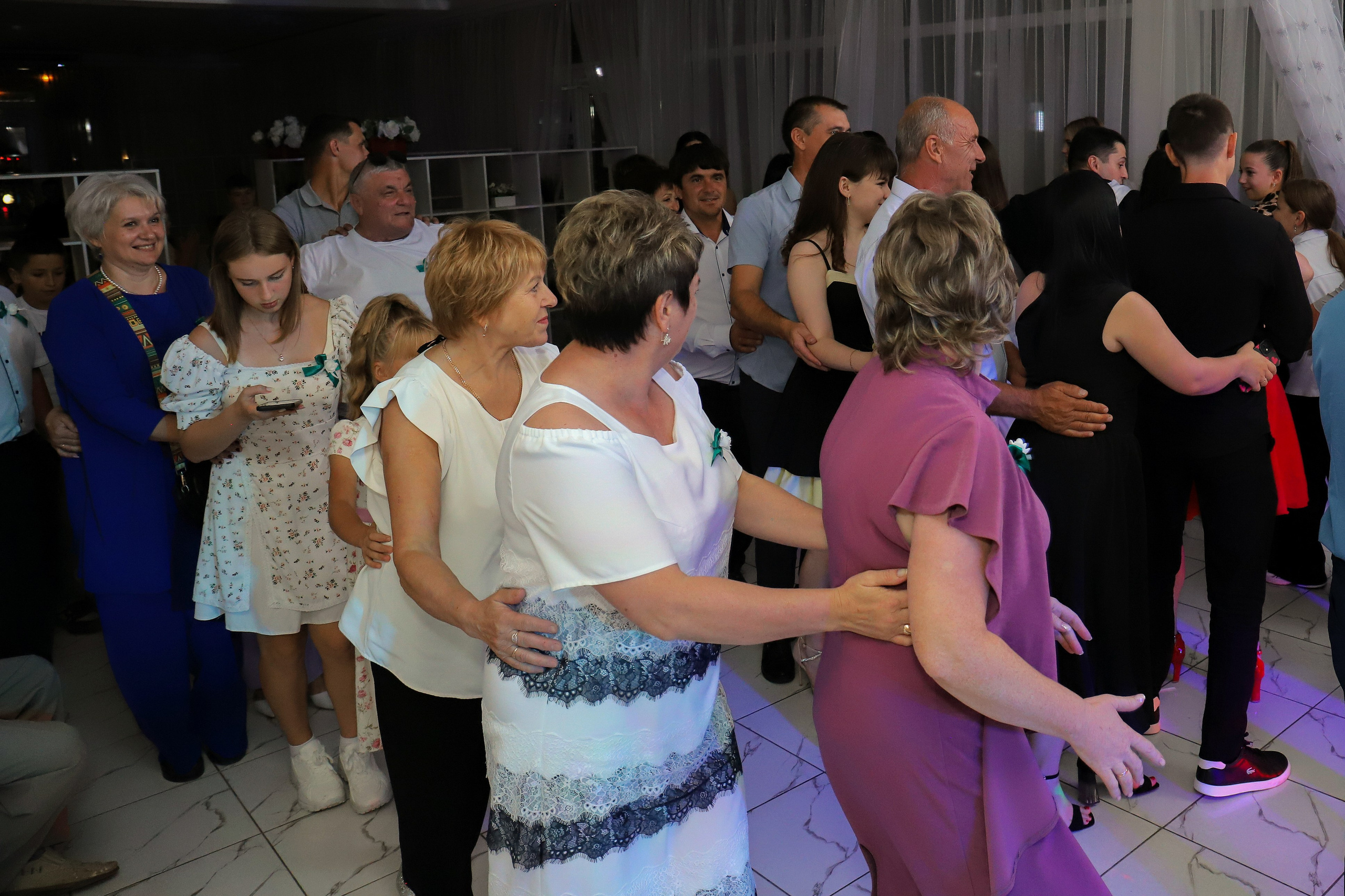 Андрей и Виктория. Игорь Варава свадебный фотограф видеограф Белая Глина Краснодар