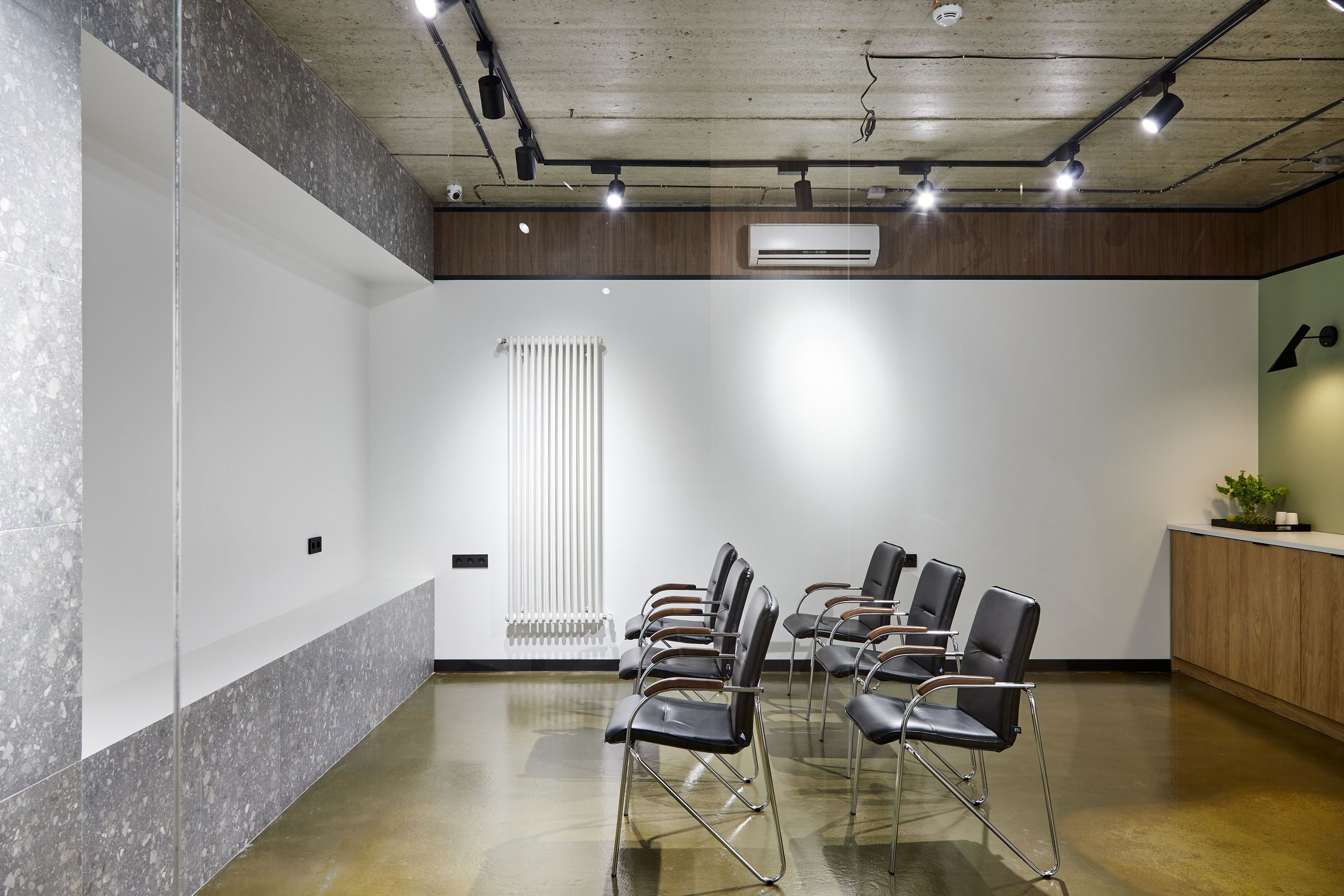 Реализованный проект офиса дизайнера Прасковьи Шевченко. Интерьерный фотограф Краснодар. Галина Ладыгина