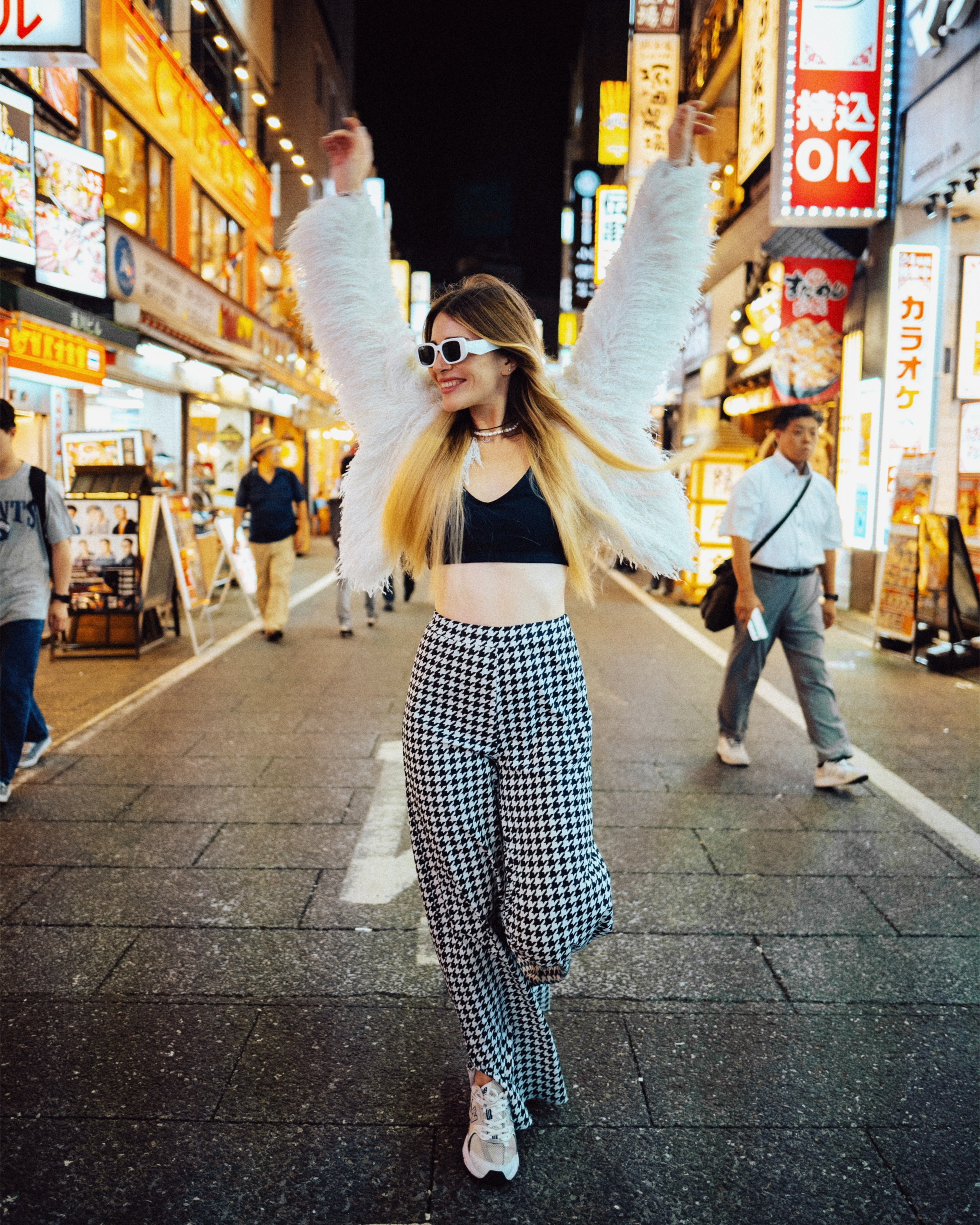 Anna. Photographer in Tokyo Anatolii Ozarto