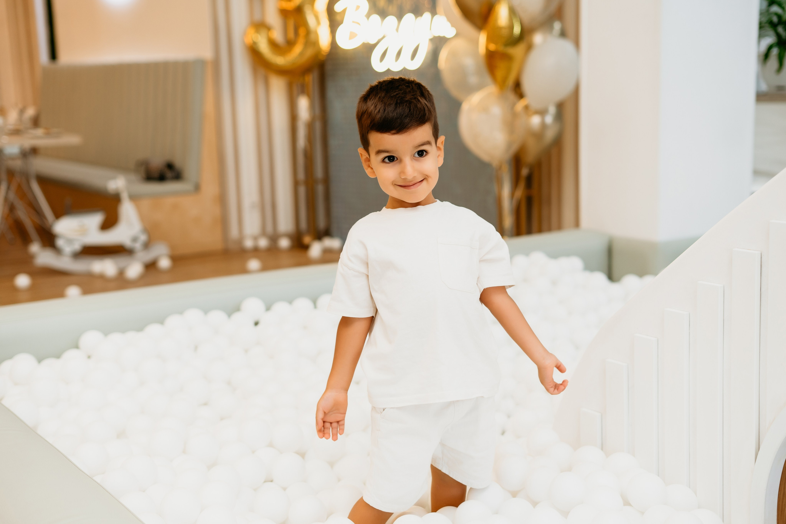 Артёму 3 года / Воздушно. Фотограф мероприятий в Ростове-на-Дону Есманская Елена