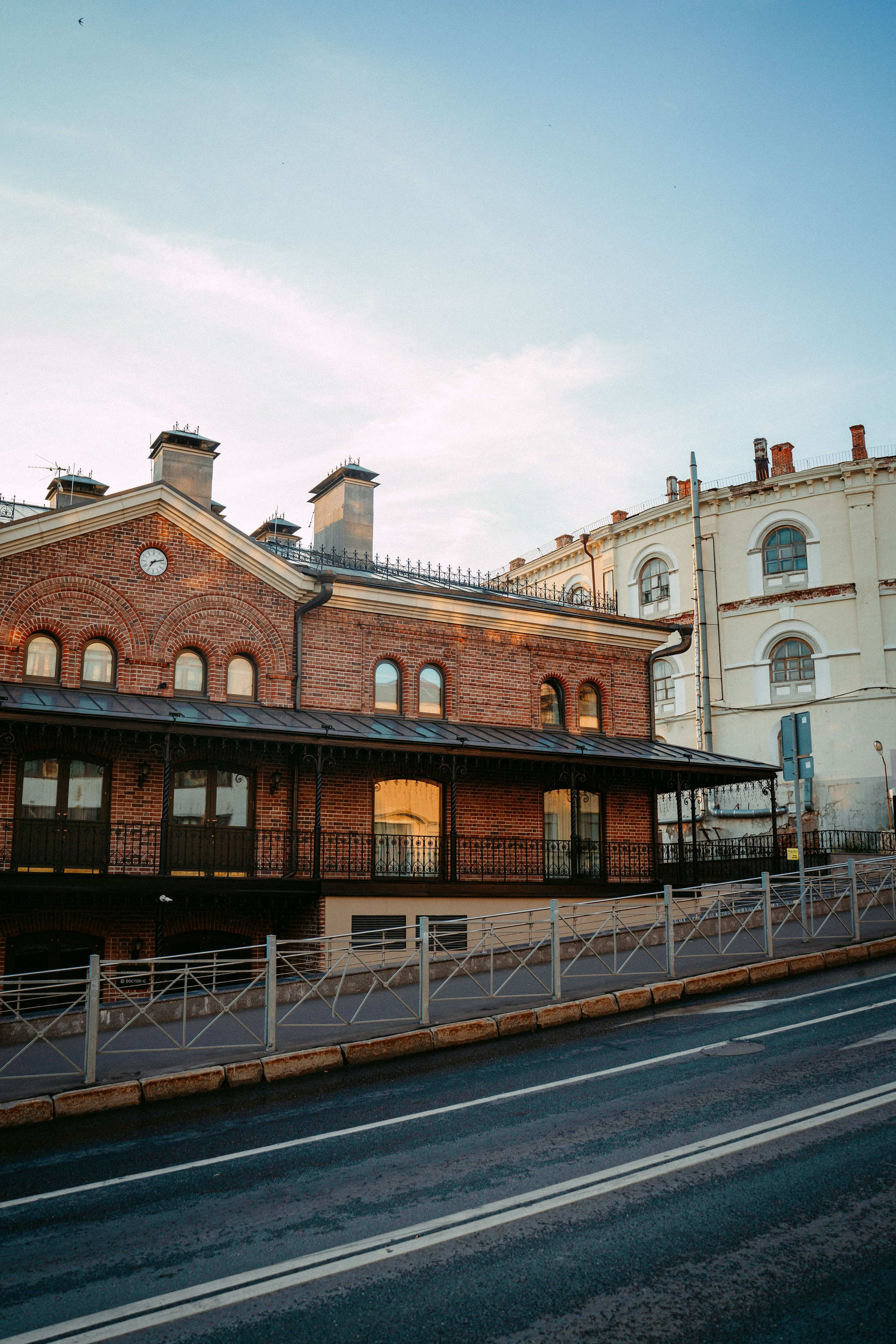 Дай Посмотрю. Экскурсия по Профсоюзной / 2023. Саша Копылов, фотограф в Казани