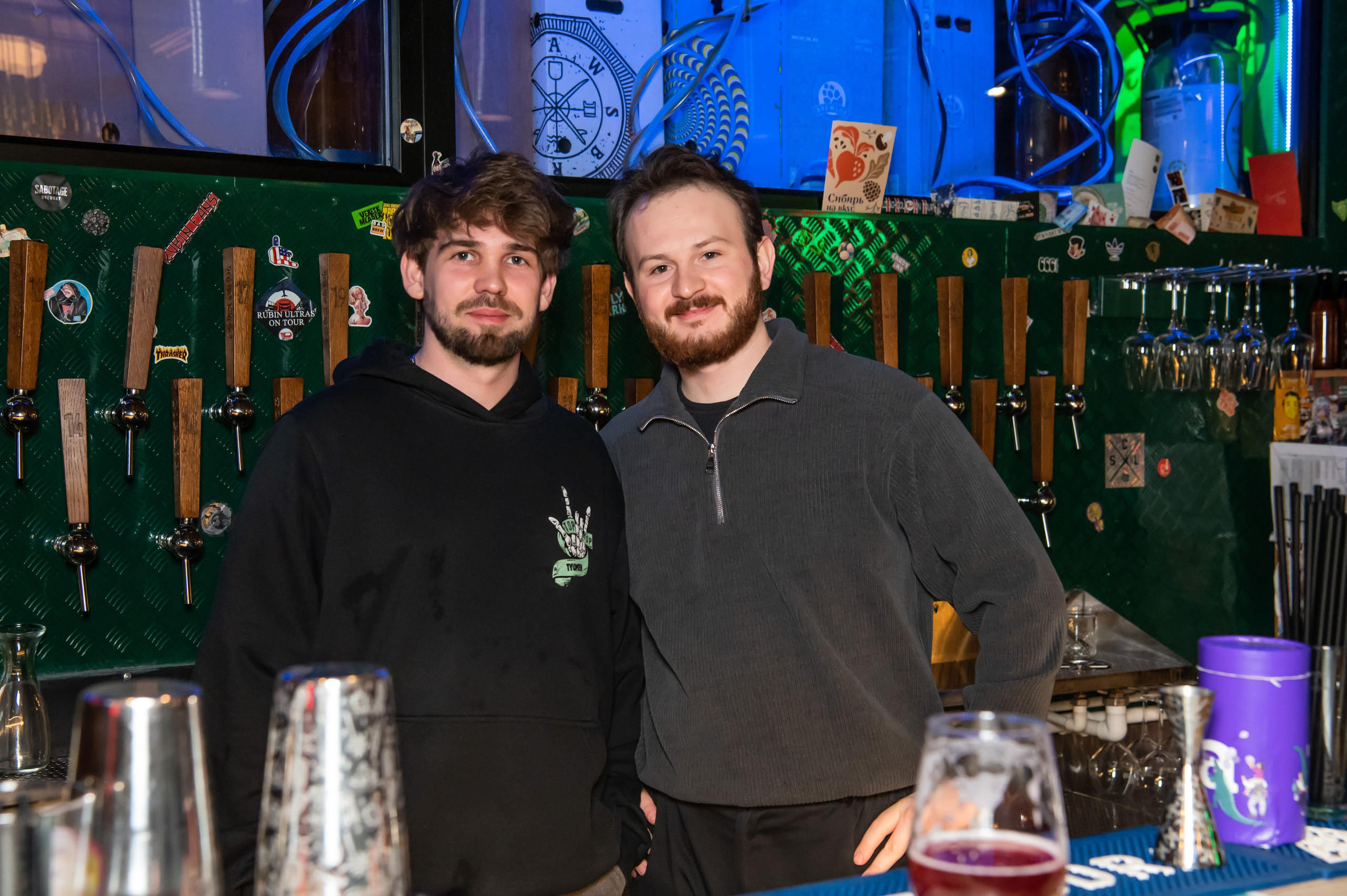 БАР -TOP HOP. Репортажный и семейный фотограф в Тюмени Владислав Шадиков