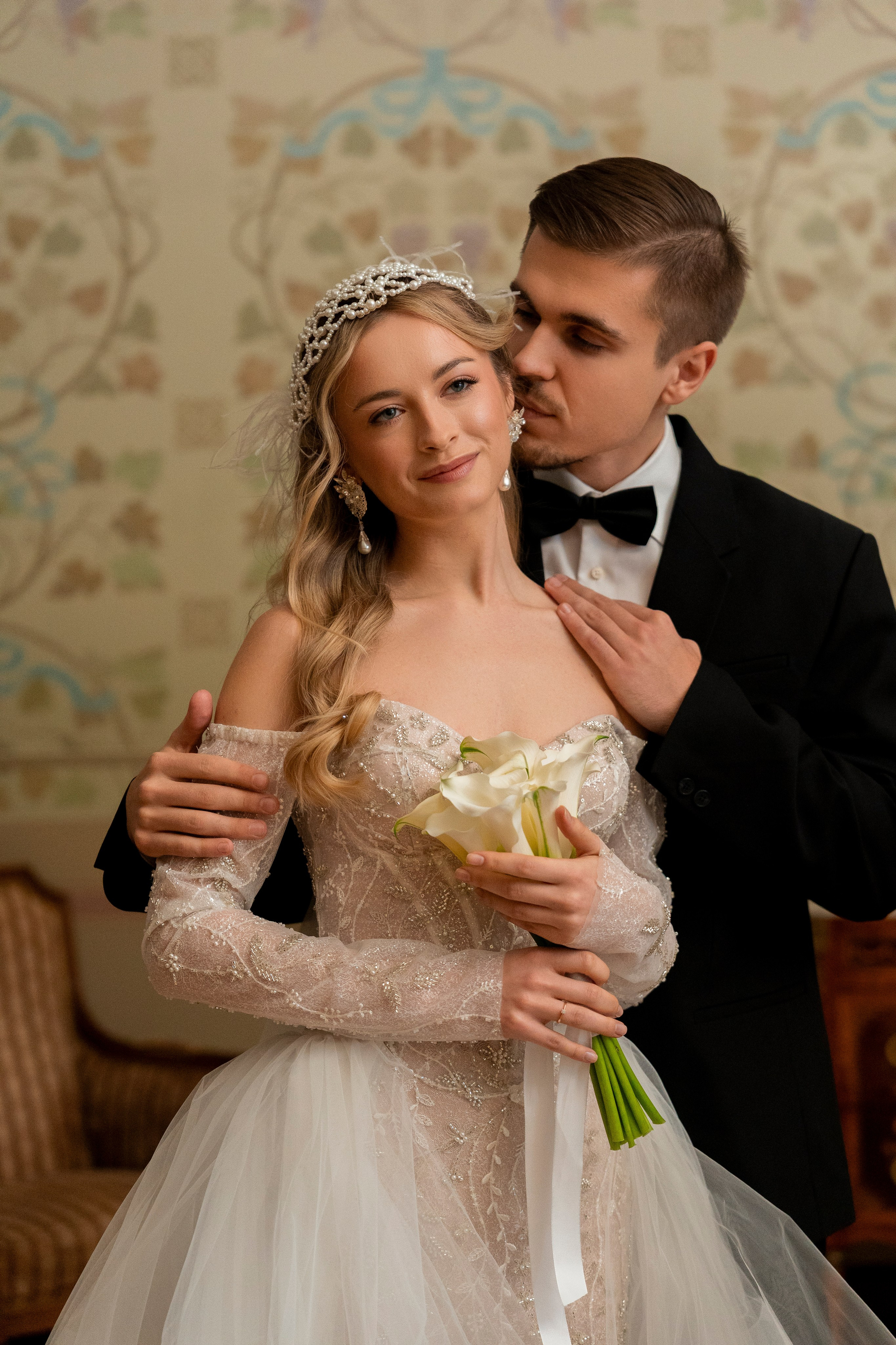 Свадебная фотосессия в отеле Метрополь. Свадебный фотограф в Москве Анна Полушина