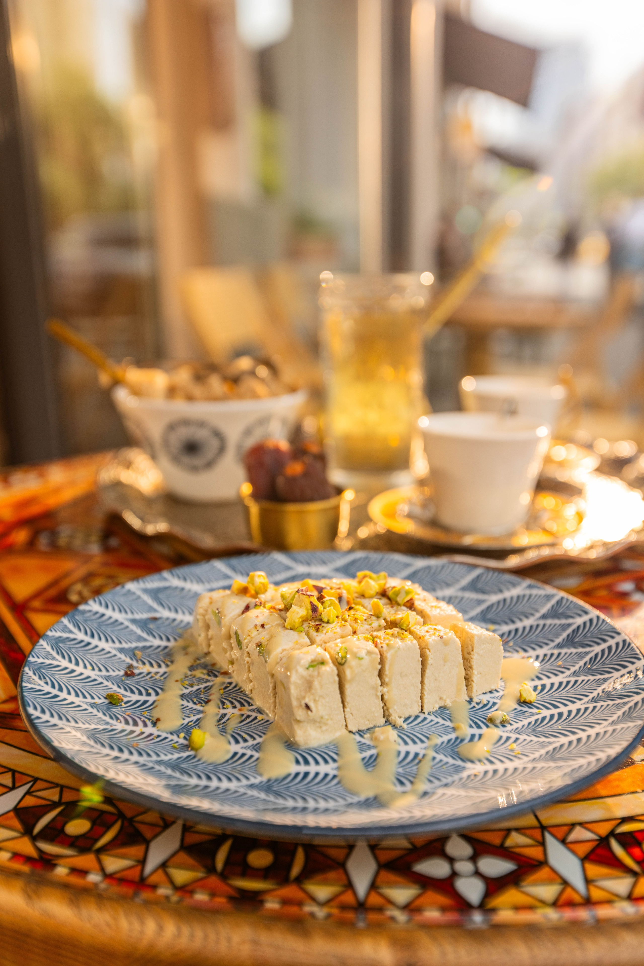 Фотосъёмка интерьера — Ресторана Ливанской Кухни «ADAM». Рекламный, предметный, репортажный, семейный фотограф и художник в Москве