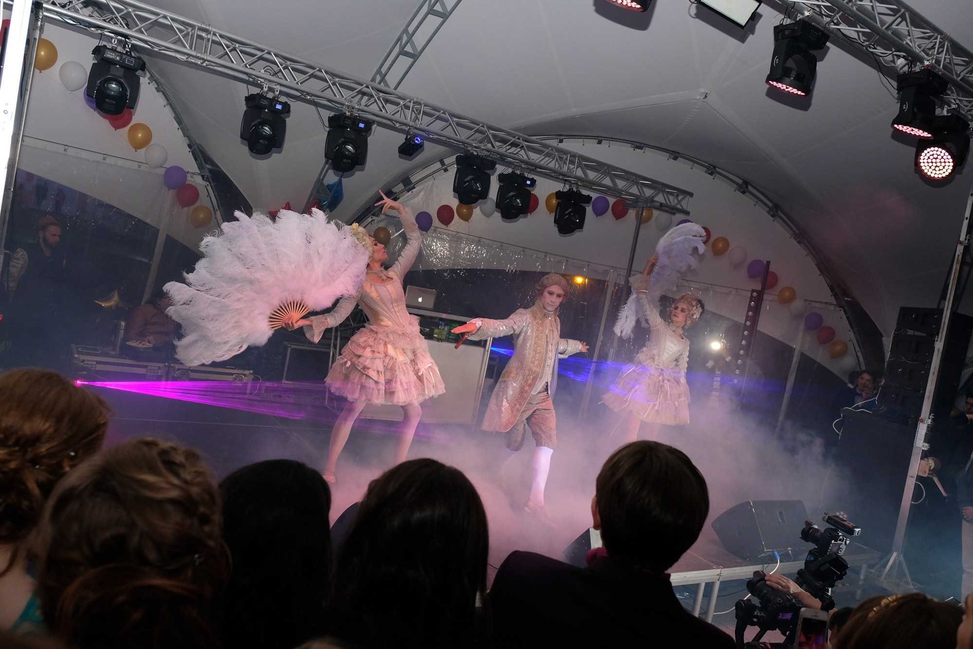 Выпускной альбом. Фото и видеосъемка