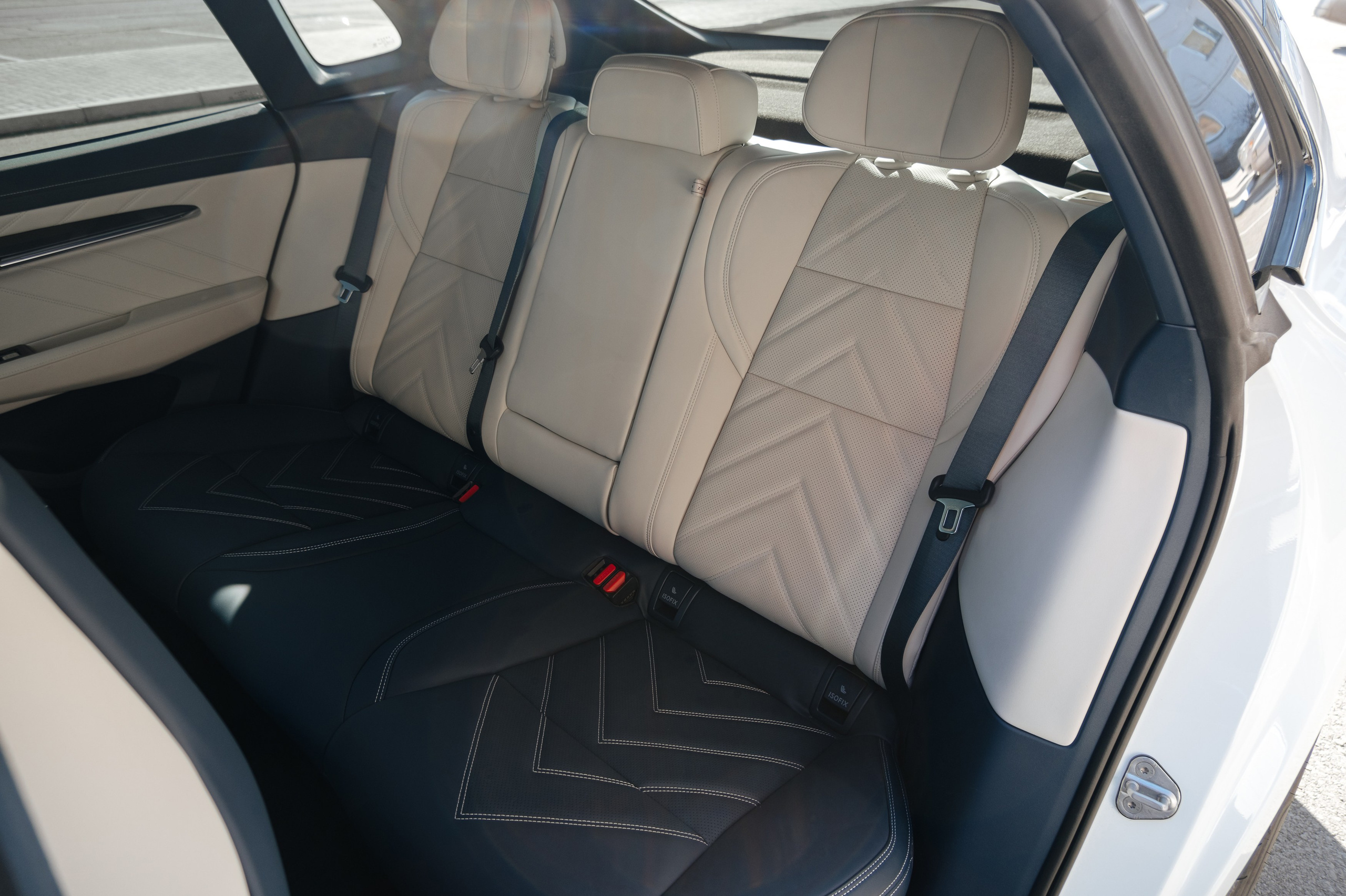 ZEEKR 001. Фуд и предметный фотограф Виталий Морозов г. Москва