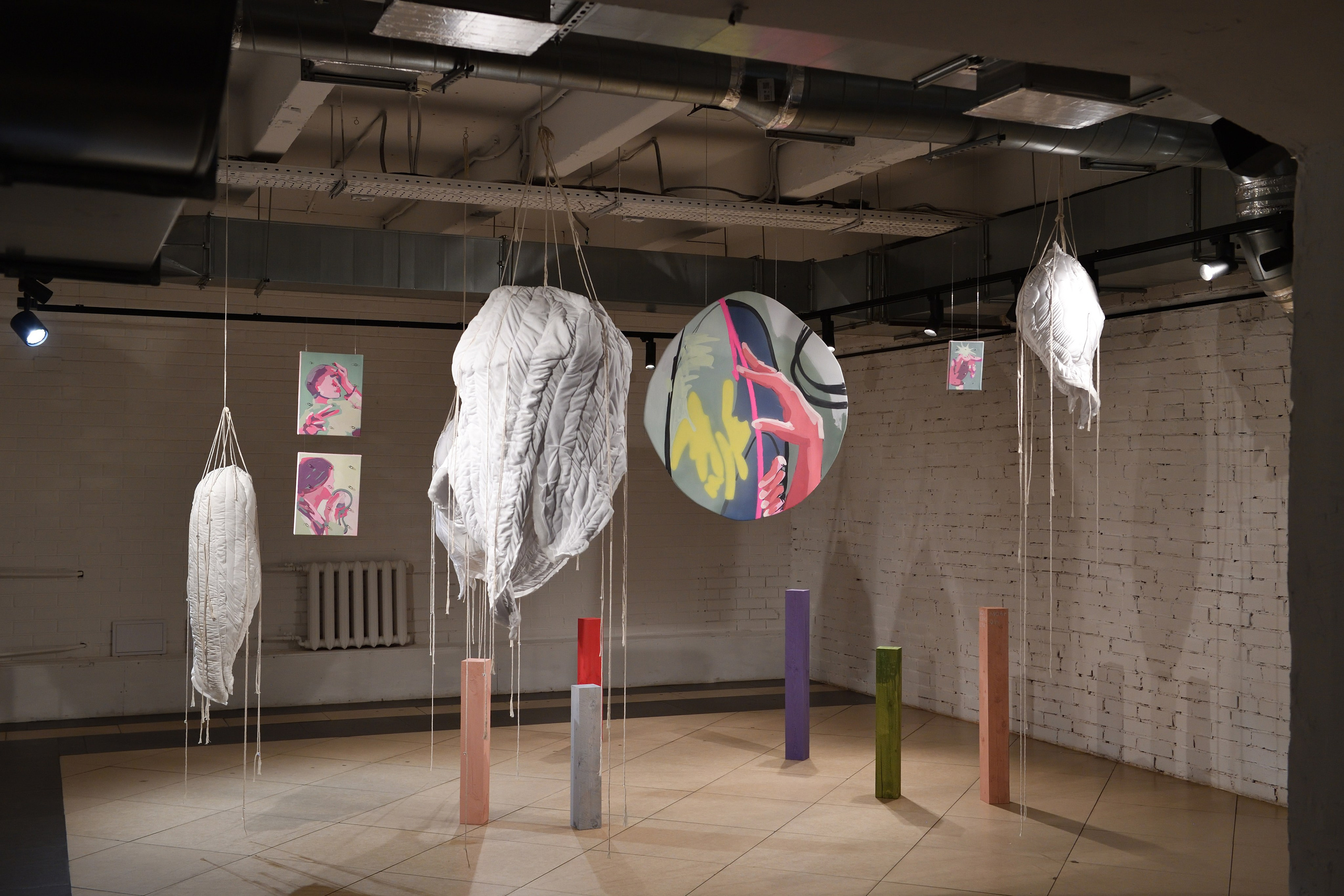 У (единение) дуэтная выставка. Современный художник в Москве Анастасия Малиновская