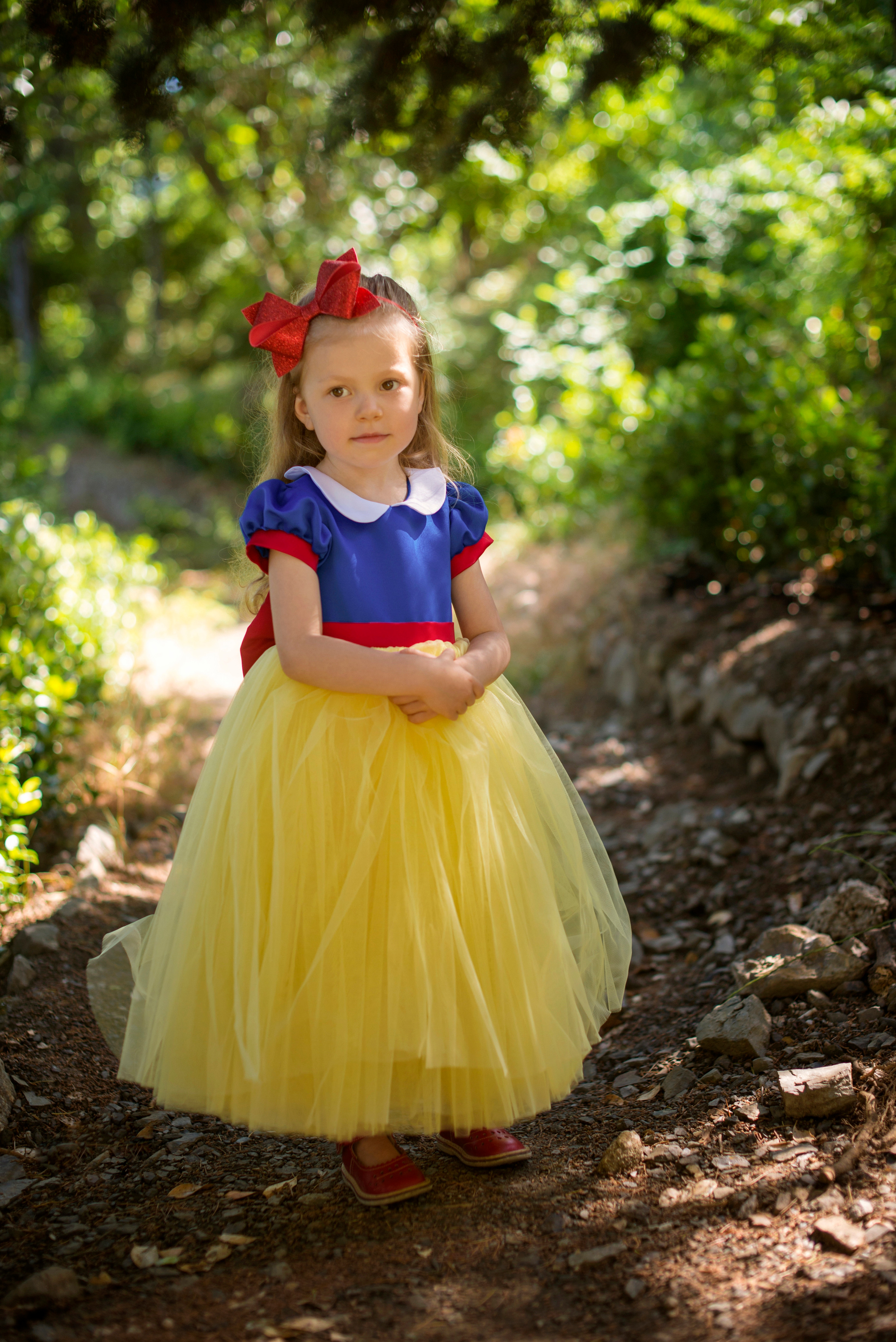 Белоснежка в лесу. Ялта. Семейный и детский фотограф в Севастополе. Семейный фотограф в Ялте