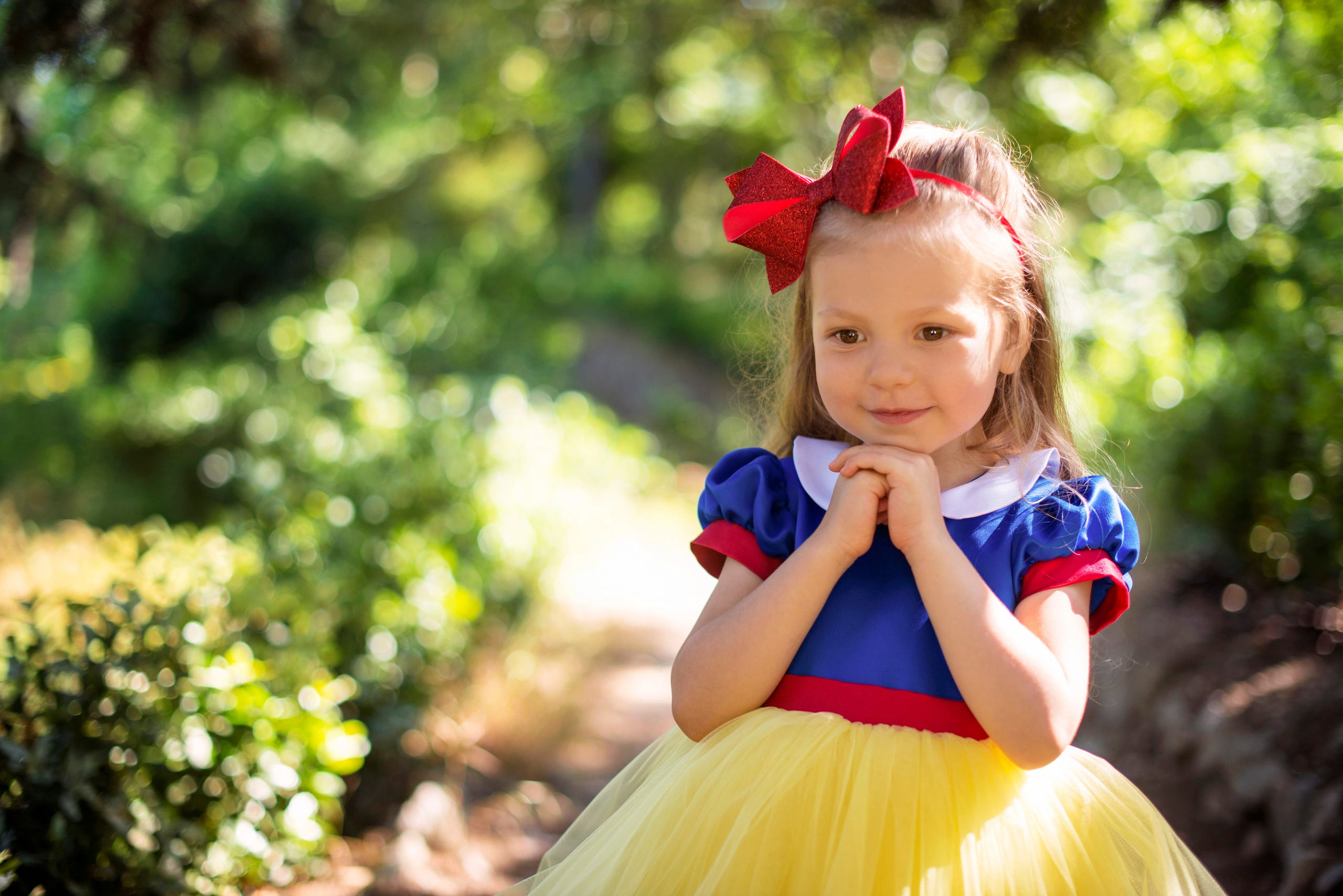Белоснежка в лесу. Ялта. Семейный и детский фотограф в Севастополе. Семейный фотограф в Ялте