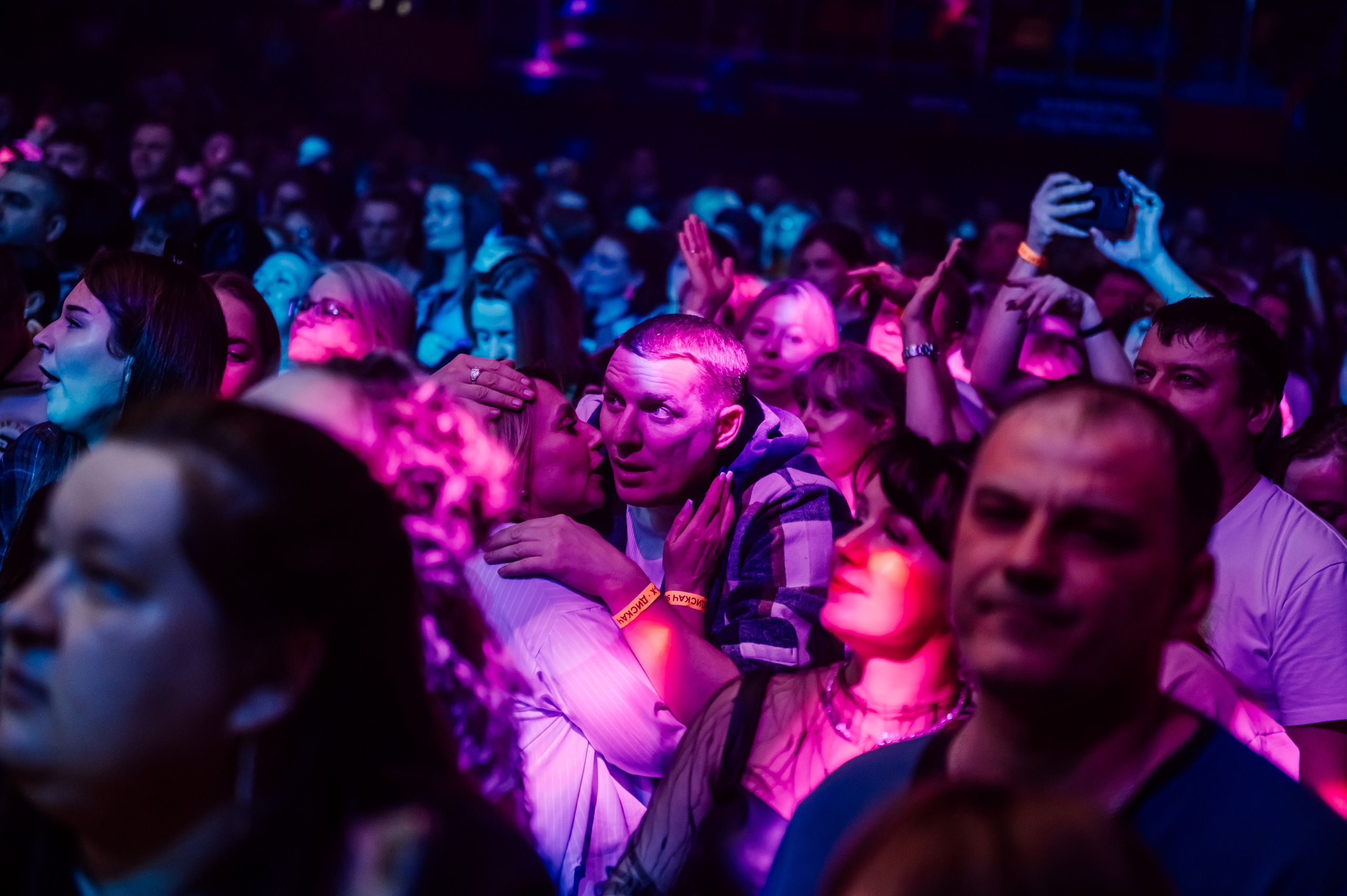 Дискач 90-х в Кемерово, СРК Арена. Детский фотограф, семейный фотограф и репортажи в Кемерово