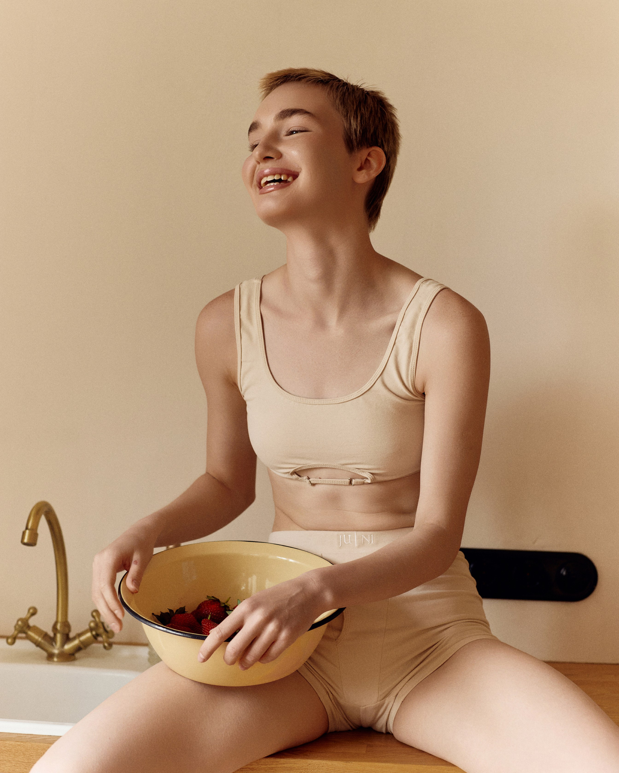 JUNI. Ася Солопова, фотограф Тюмень