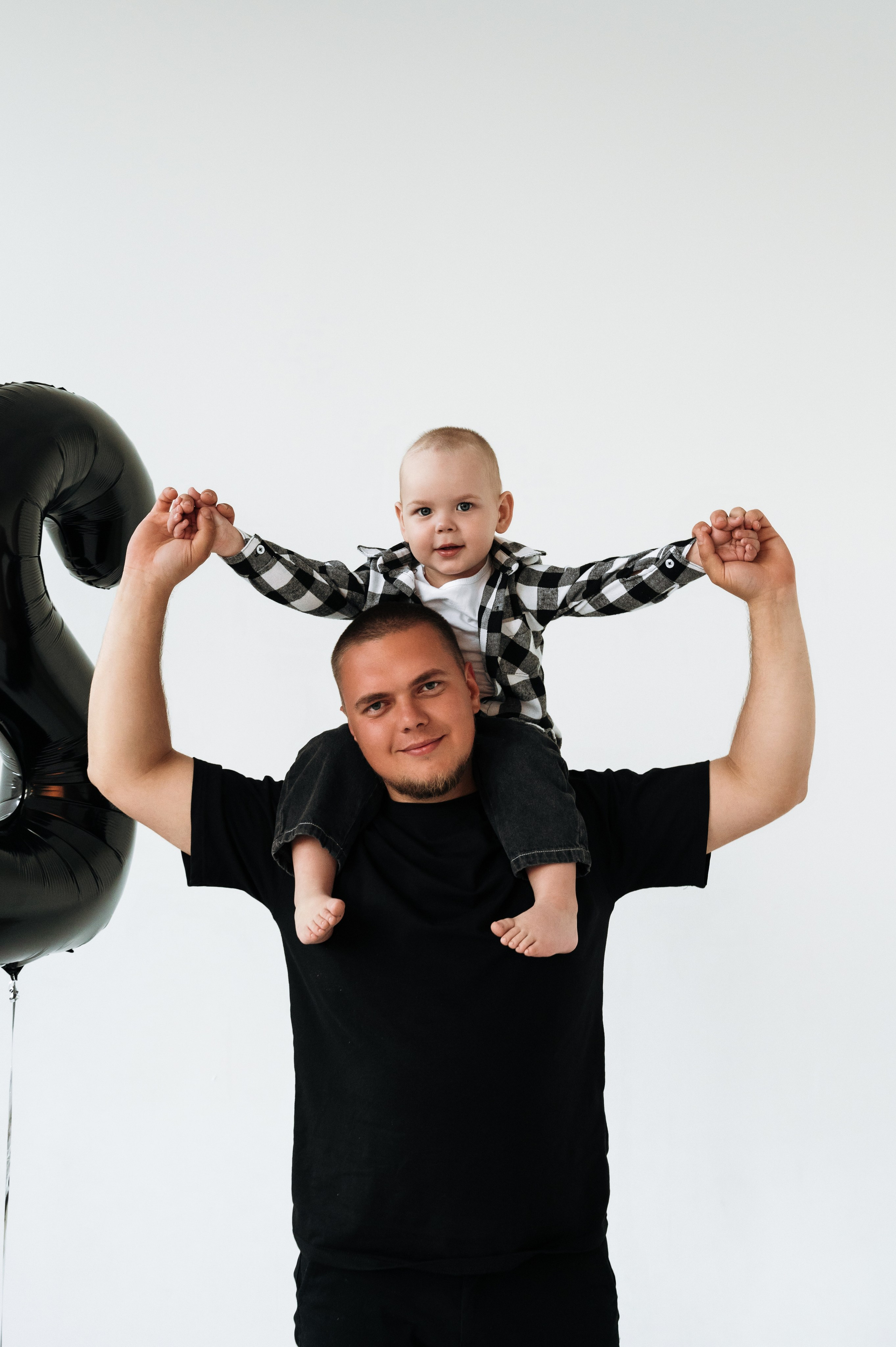 Фотосессия на день рождения мальчика 2 года. Портретный и семейный фотограф в Екатеринбурге Мария Чахеева