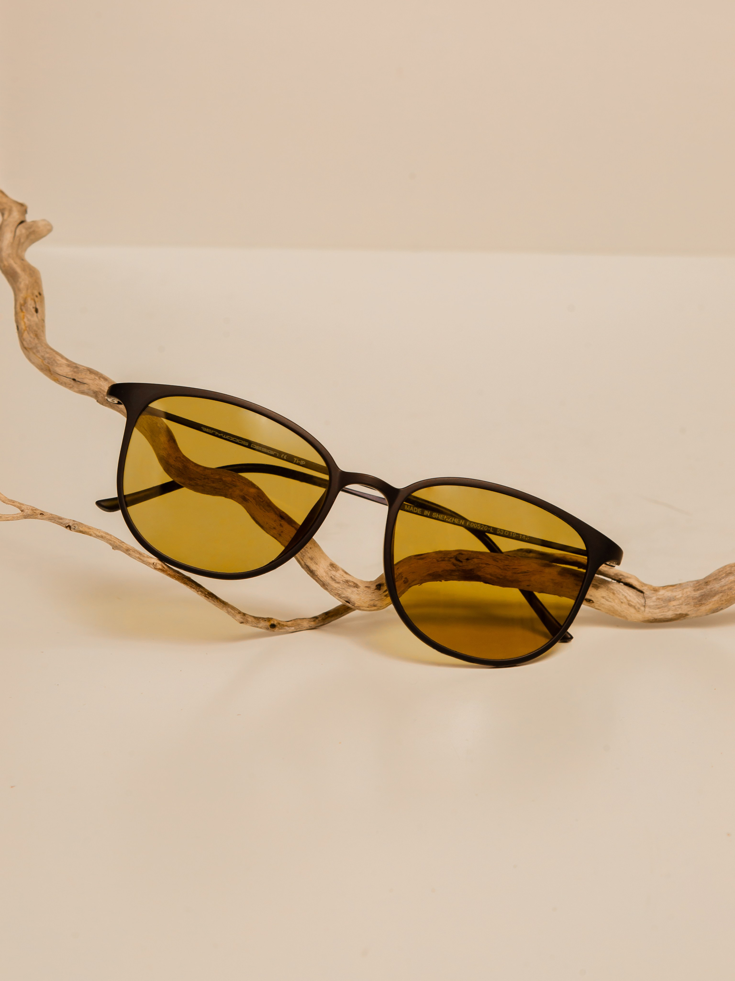 Солнечные очки. Предметный фотограф для маркетплейсов в Кемерово Ольга Воловяшко