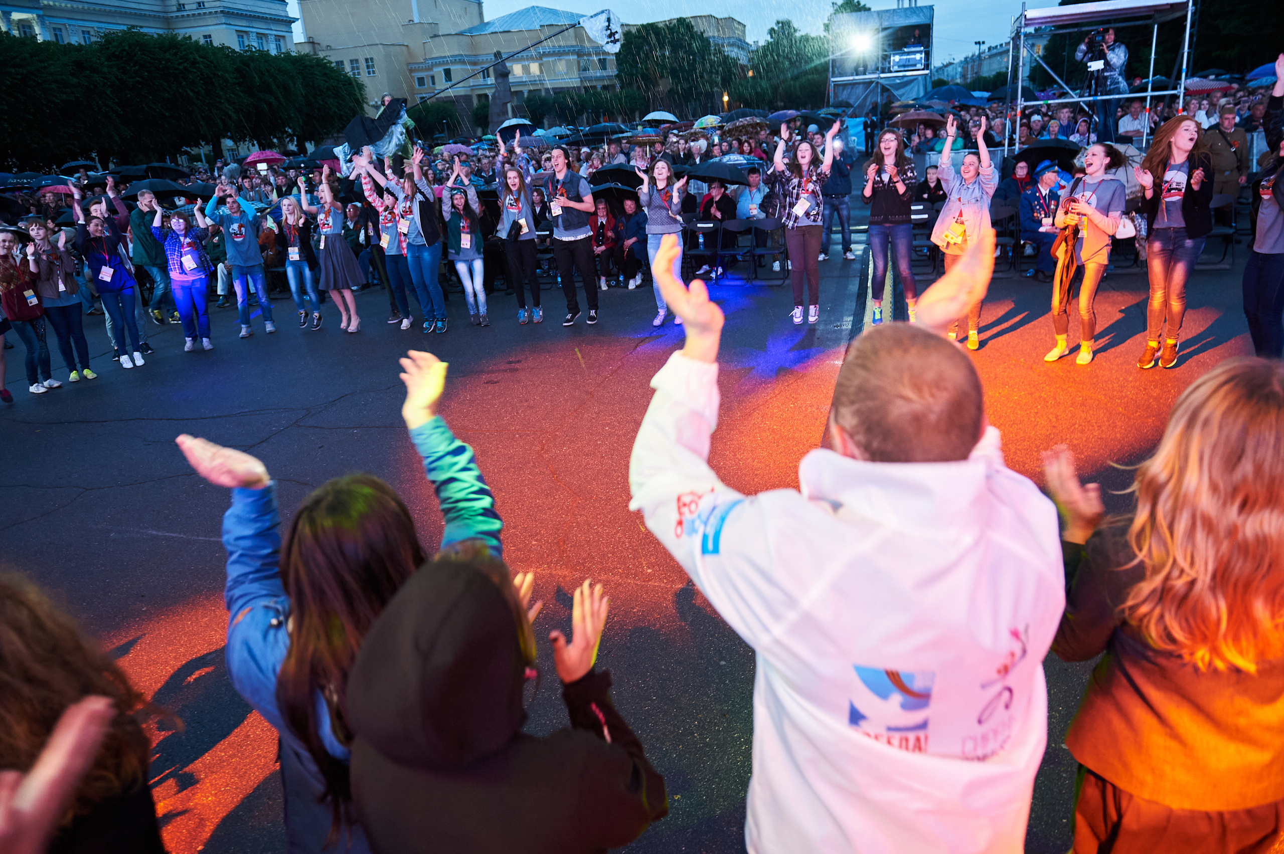 Концерт «Дорогами побед» группа «Любэ» и другие. Услуги фотографа в Смоленске. Фотограф на свадьбу