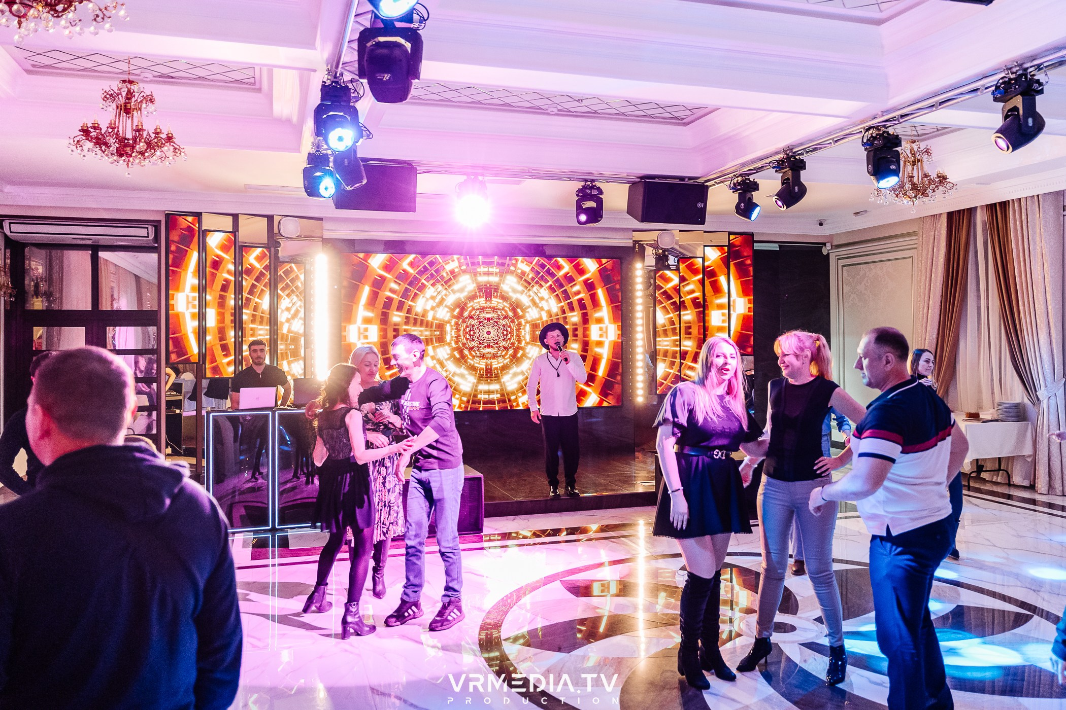 Выходные в ресторане «Лазурный берег»