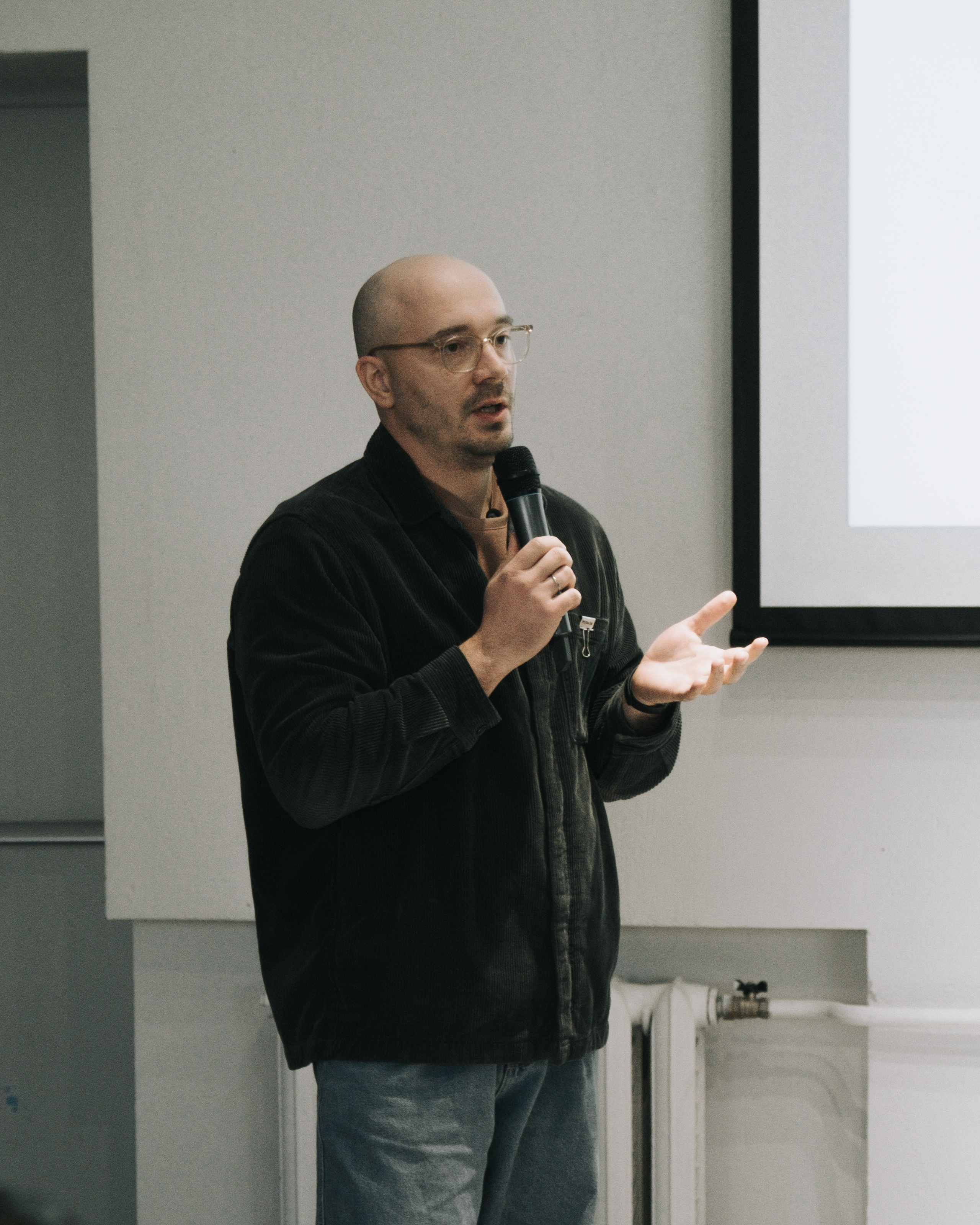 ДВА ДНЯ С ЛЕОНИДОВЫМ («РЕЛЬСЫ» Х ЦДК). Главная