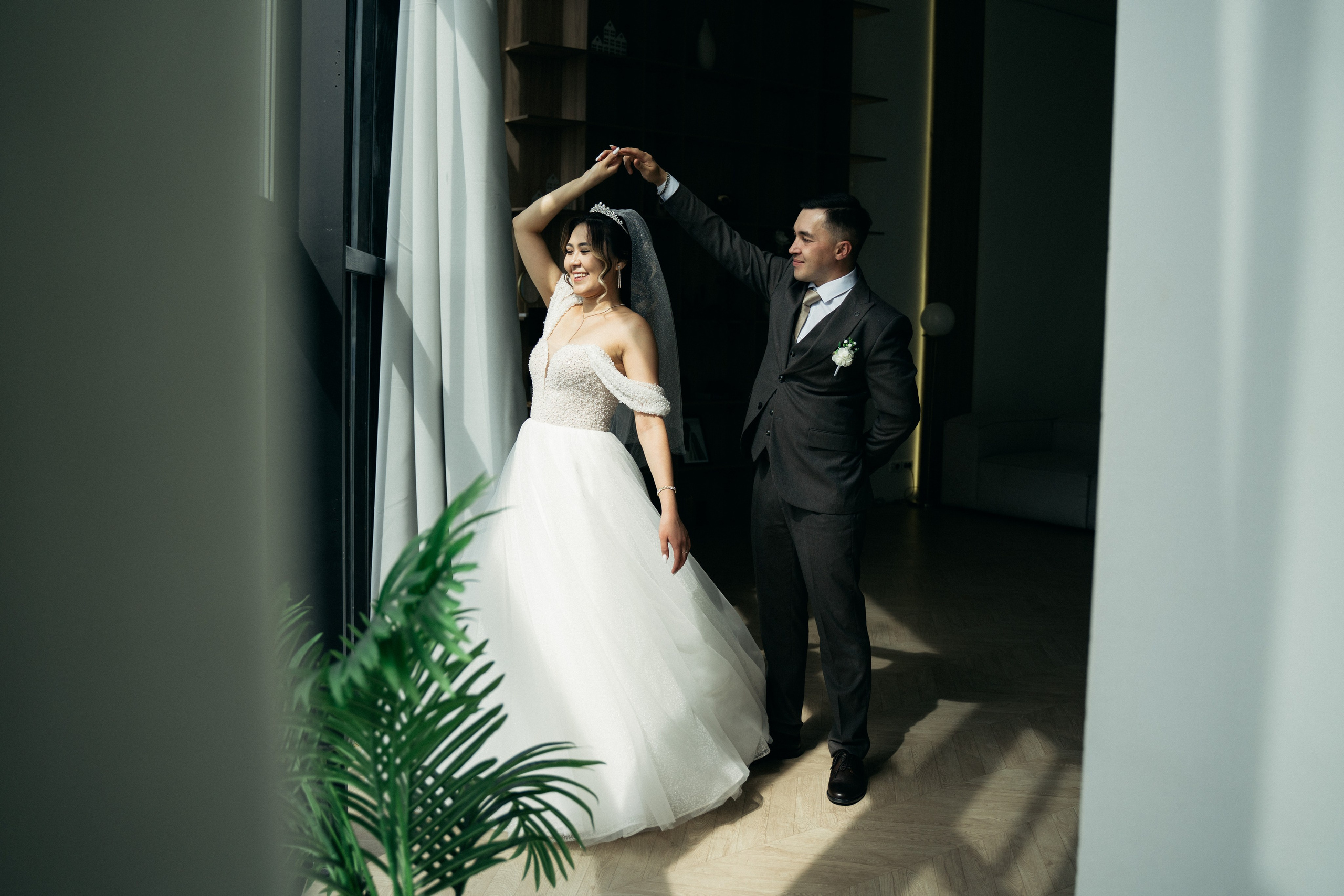 Ильнур и Динара. Свадебный день. Отбор. Кафе Ля делис. Семейный и свадебный фотограф Молодзяновская Елена