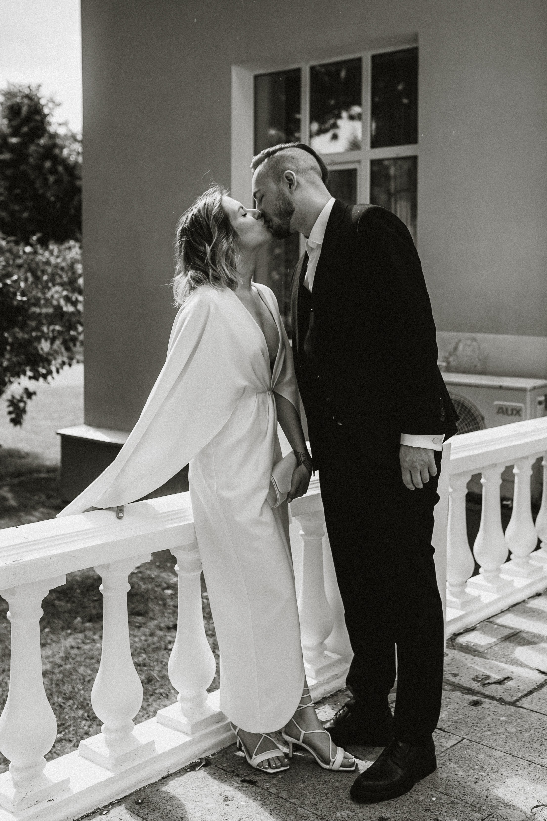 ЗАГС. Эвия и Александр. Фотограф Дарья Воскресенская в Москве