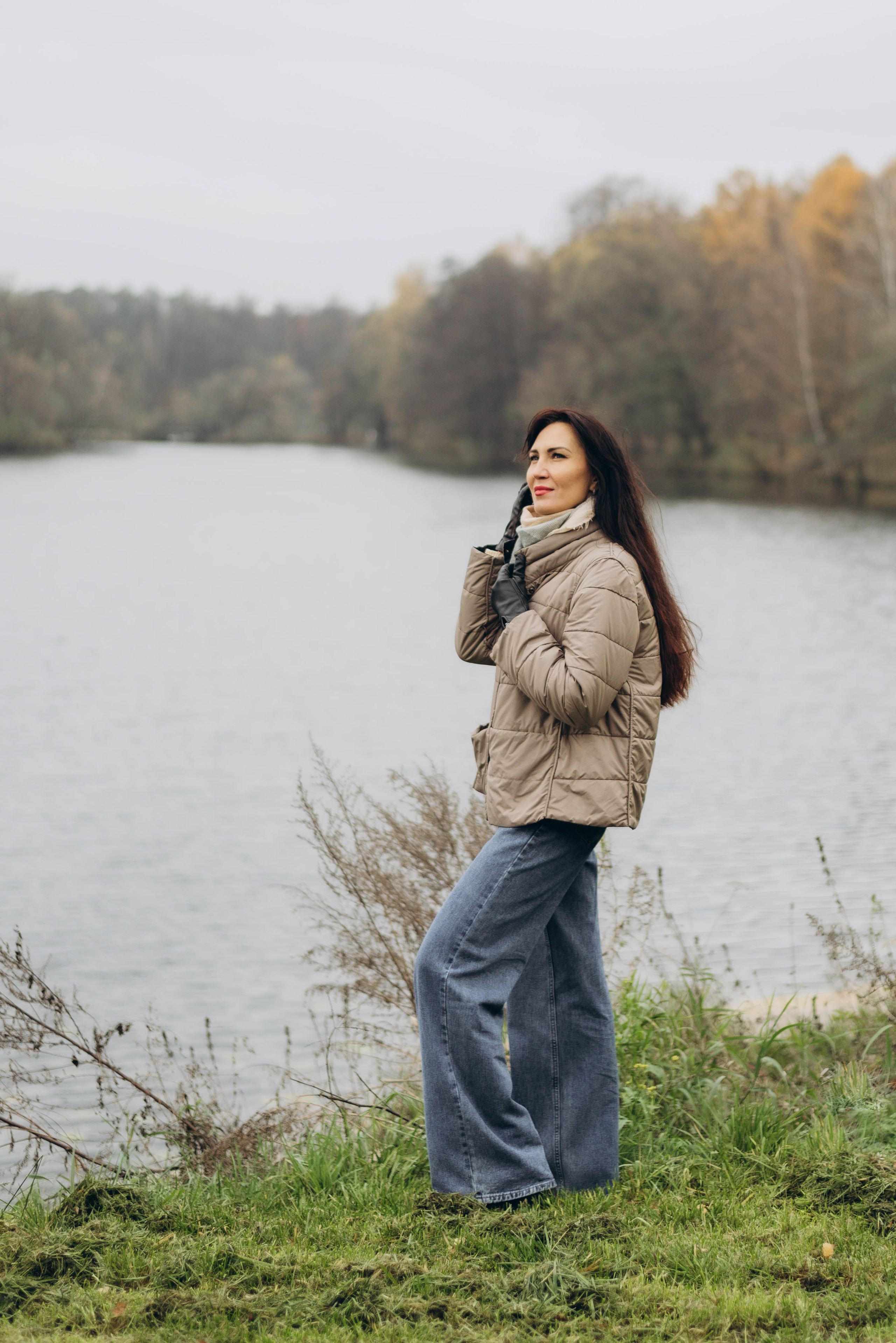 Прогулочная фотоссесия для девушки в парке. Семейный фотограф в Железнодорожном Масаева Елена