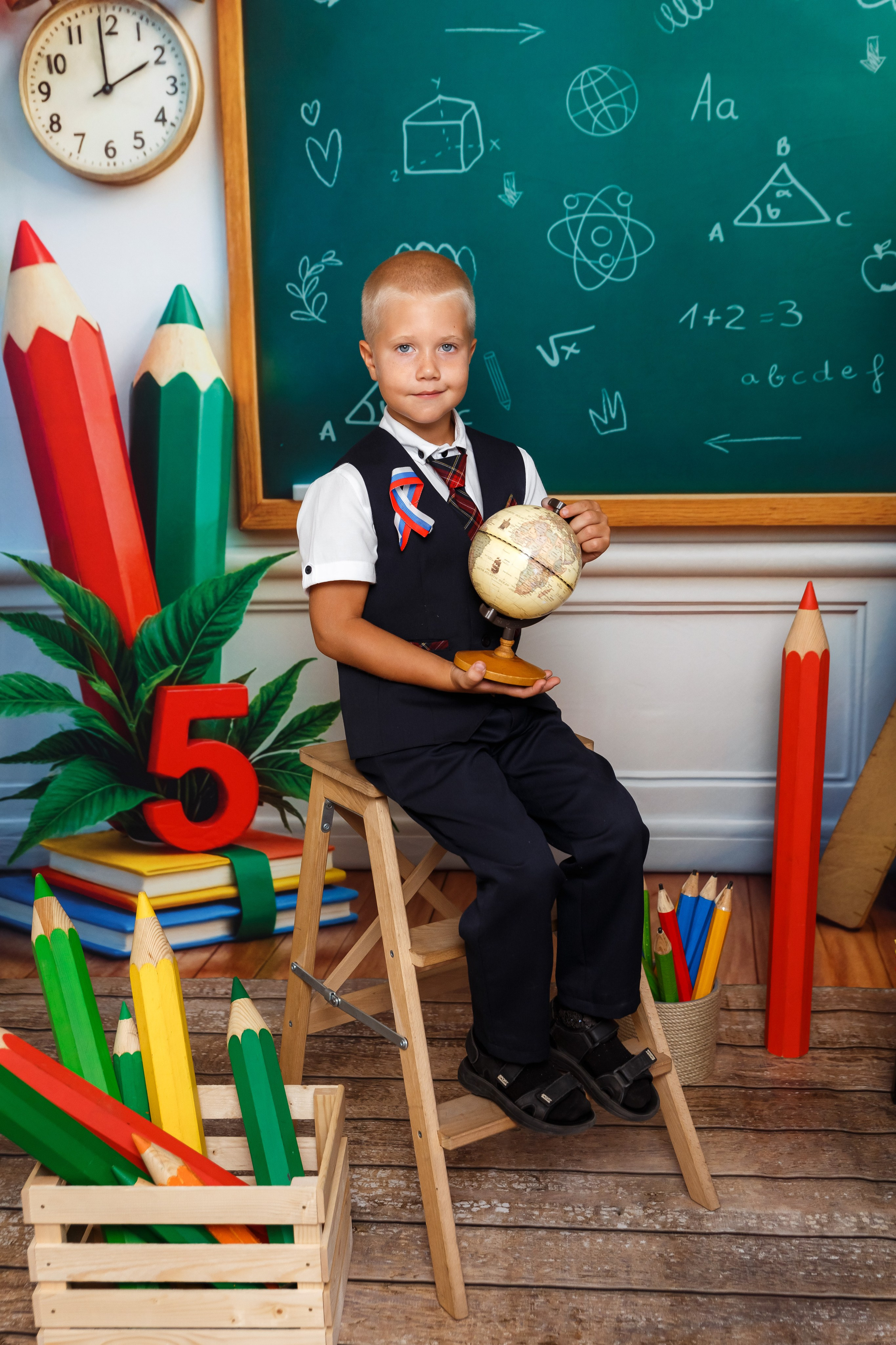 «Карандаши». Выпускные альбомы в Донецке и ДНР. Фотограф Донецк и ДНР