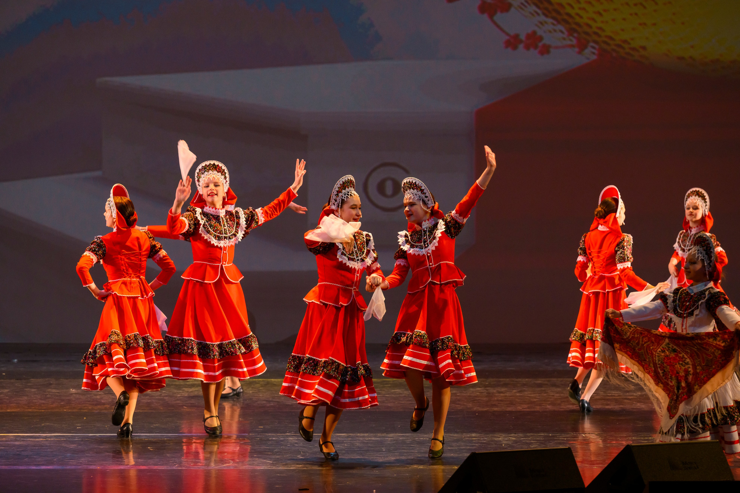 23 апреля, часть 2, БКЗ Октябрьский, г. Санкт-Петербург. Золотое яблочко