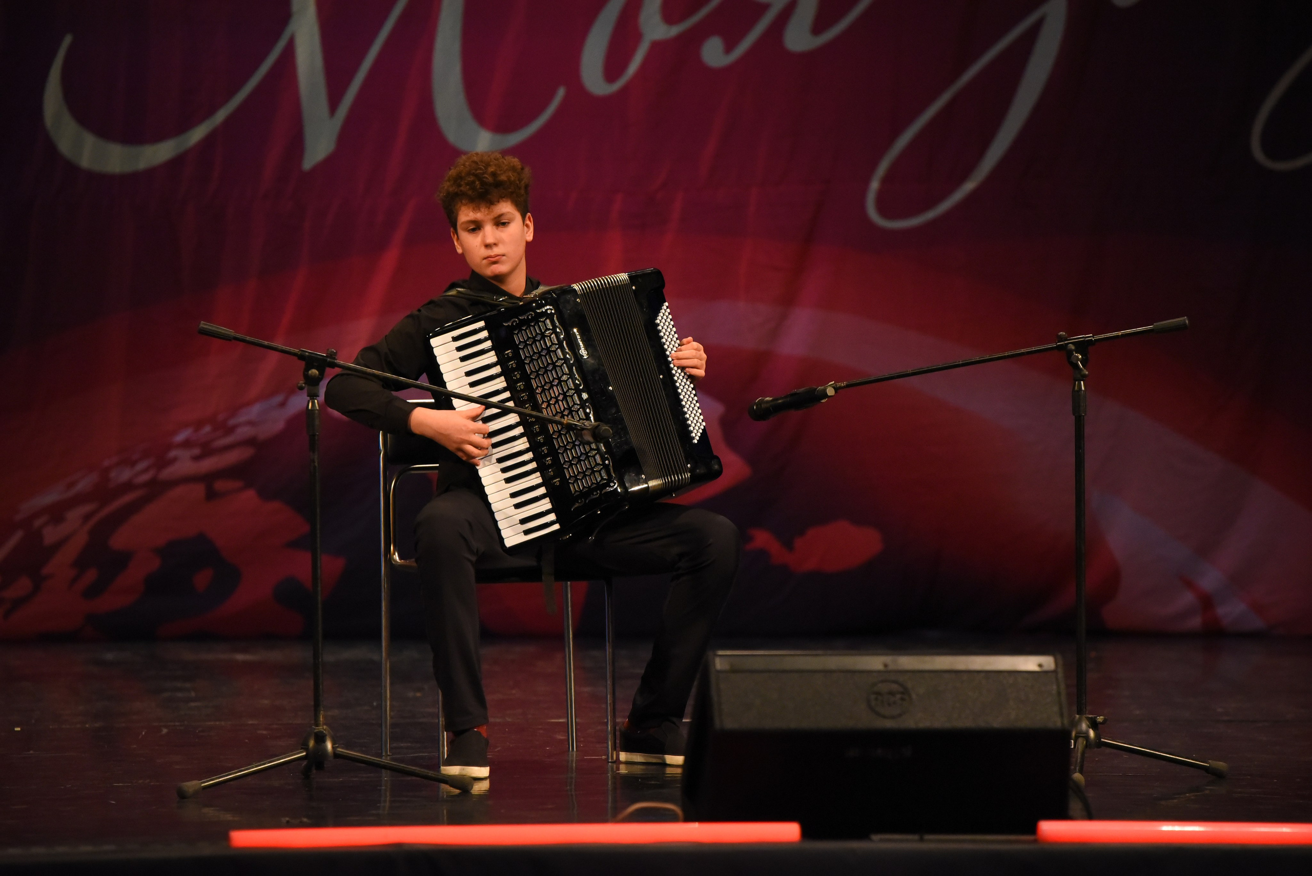 13 декабря, г. Калининград. Золотое яблочко