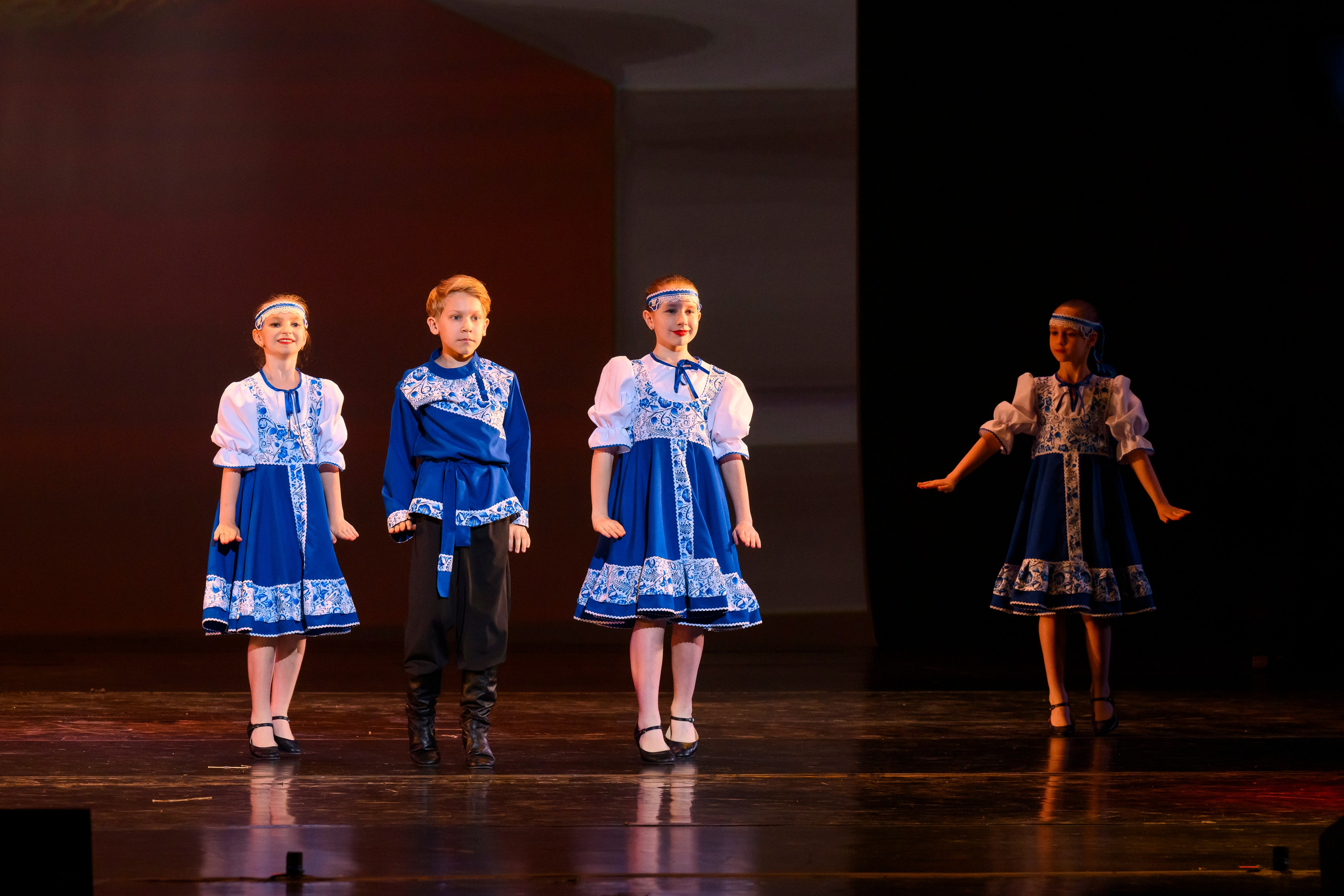 23 апреля, часть 2, БКЗ Октябрьский, г. Санкт-Петербург. Золотое яблочко