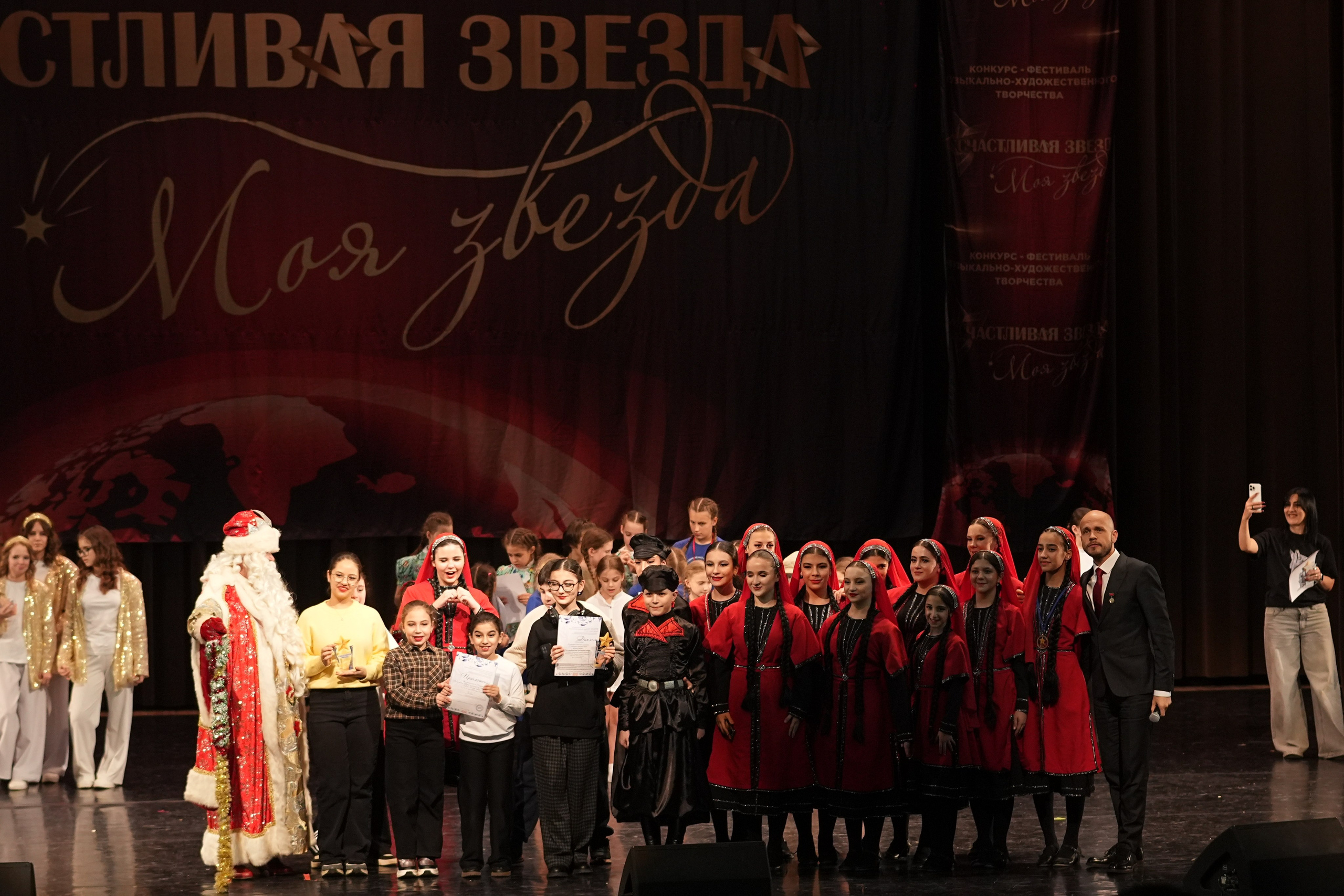 7 декабря, блок 3, г. Москва. Золотое яблочко