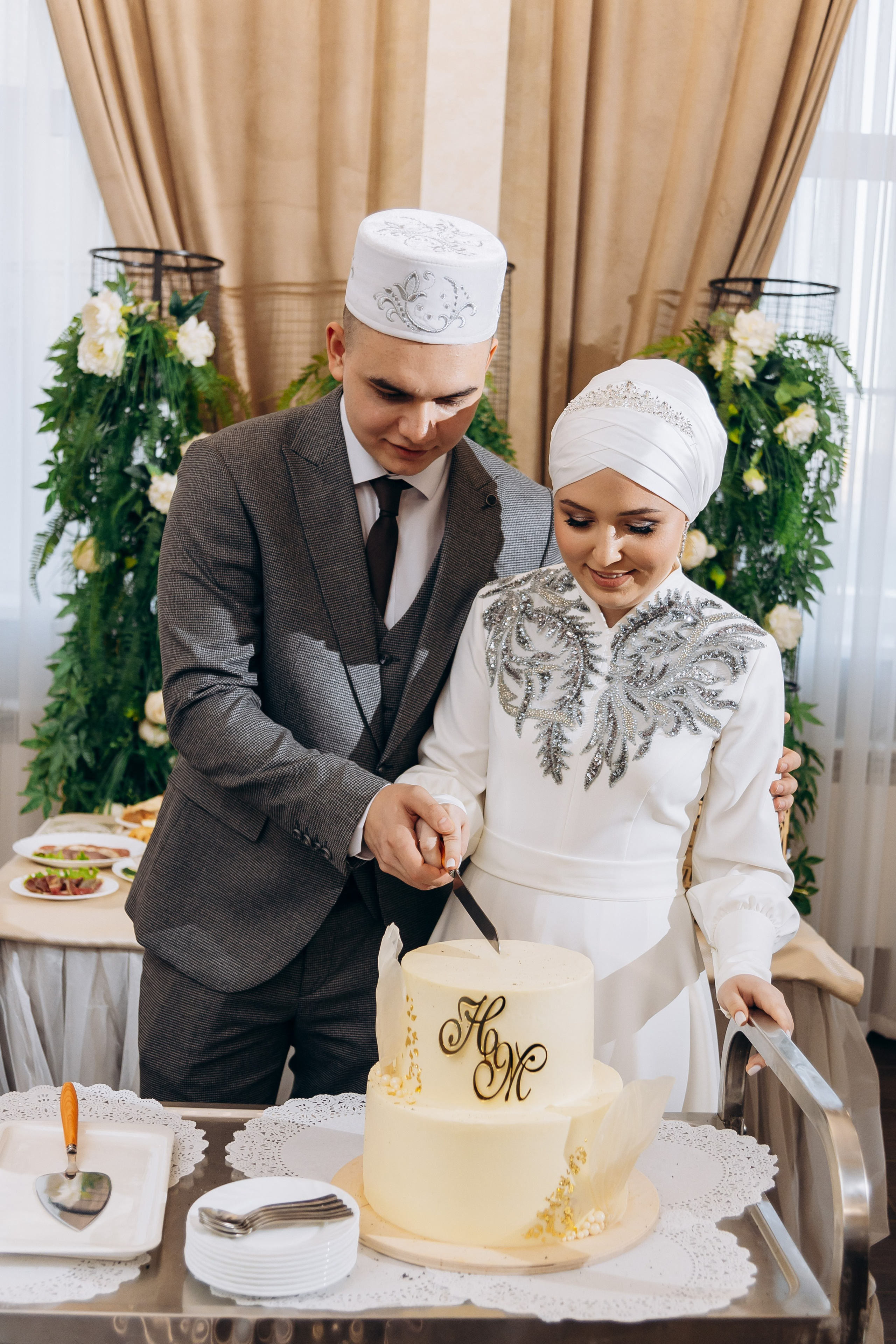 никах в мечети Гаиля,  фотосессия в мечети Гаиля, фотограф на никах Казань Ranas4you, образ невесты на никах, завязывание платка Казань, платье на никах Казань, фотограф на мусульманские свадьбы Ranas4you