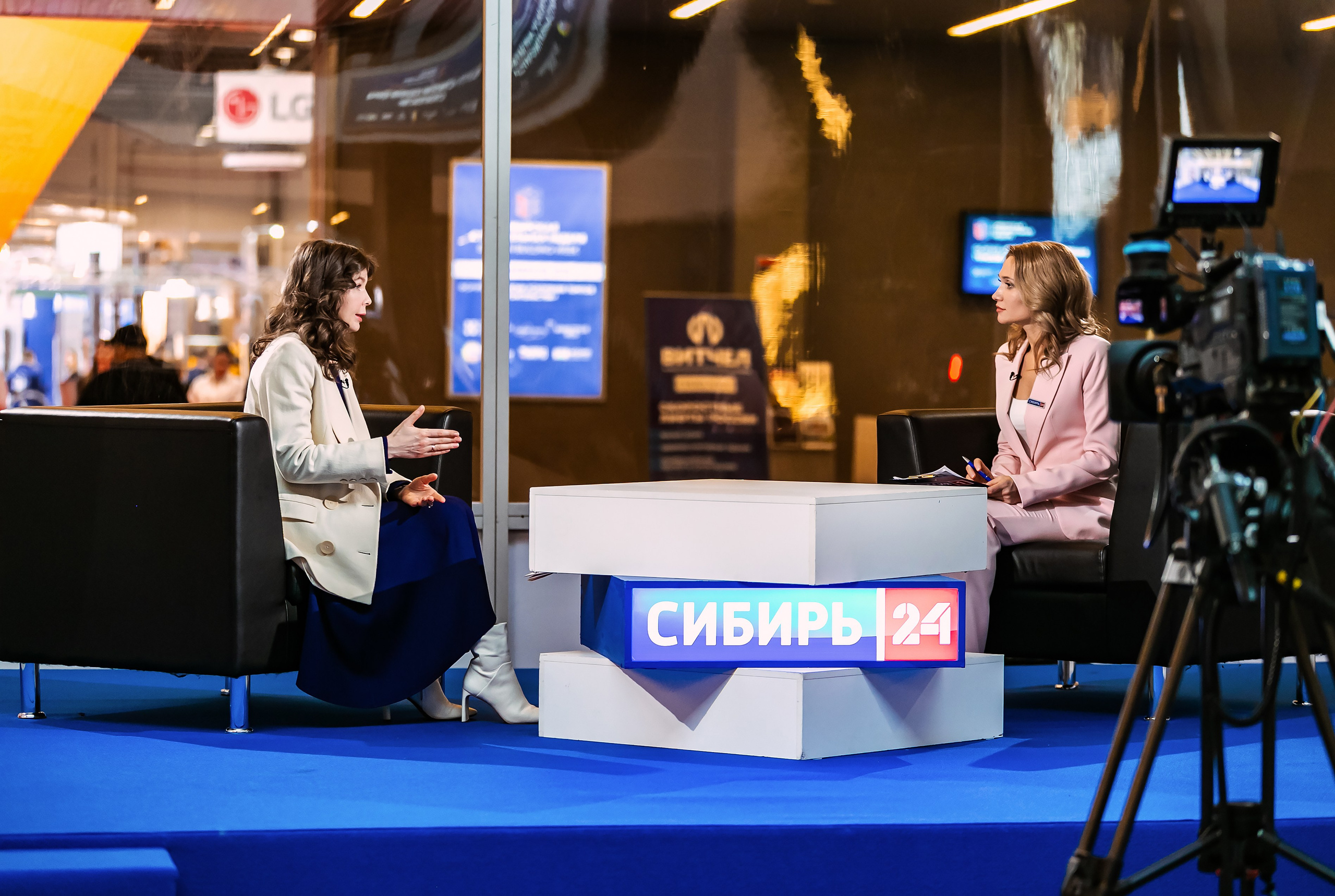 Конференции и форумы. Репортажный и свадебный фотограф в Новосибирске Марина Красавина