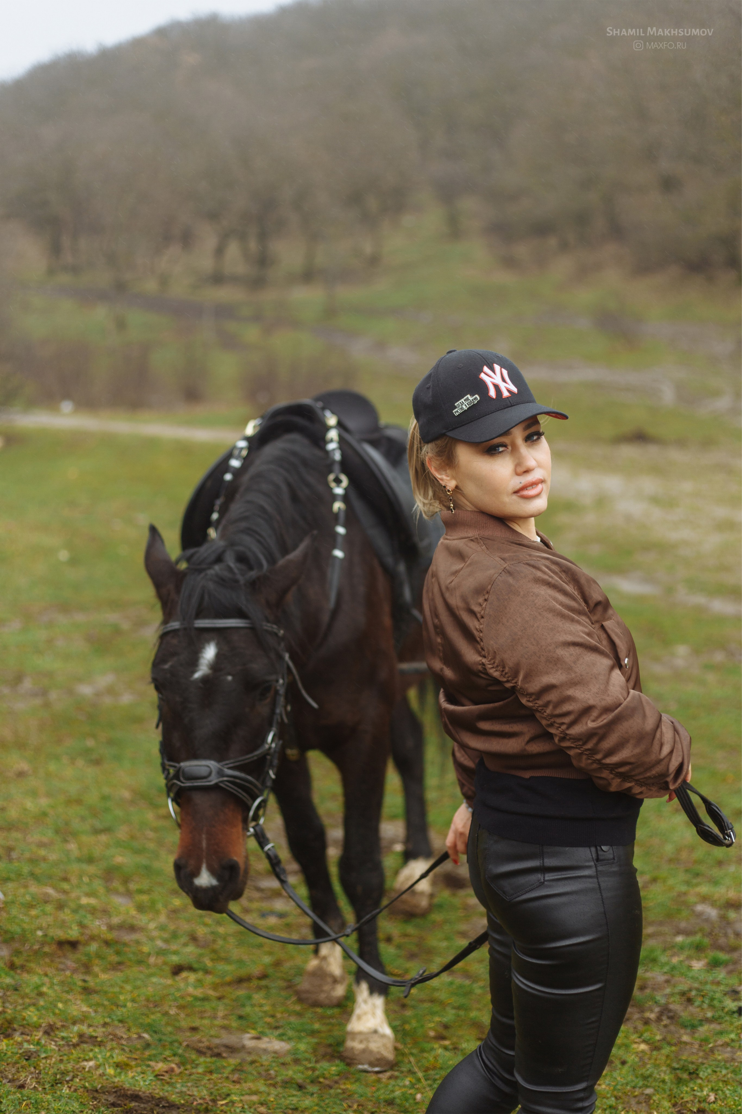 Конные прогулки в Махачкале. Фотограф Махачкала I Фото тур Дагестан