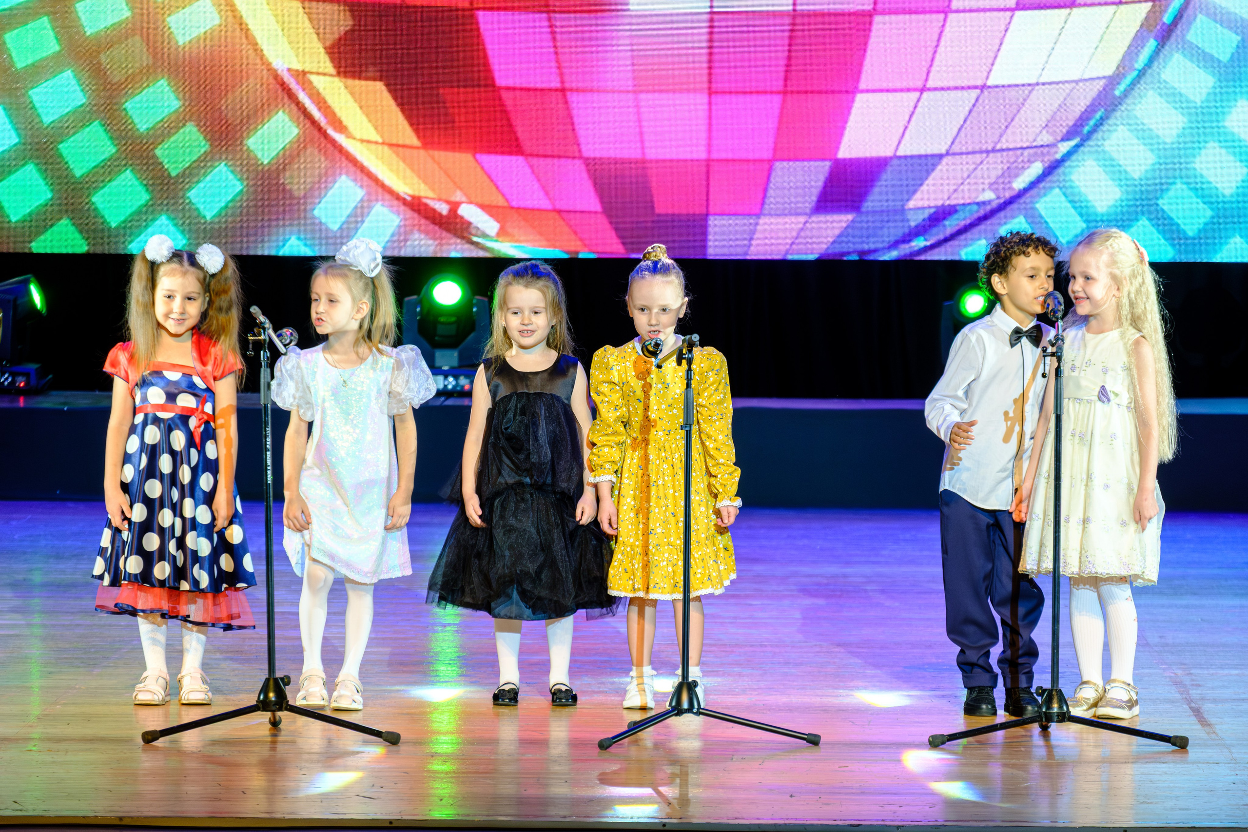 Молодежный ритуал Междуреченска: эксклюзивный репортаж Никиты Максимова.