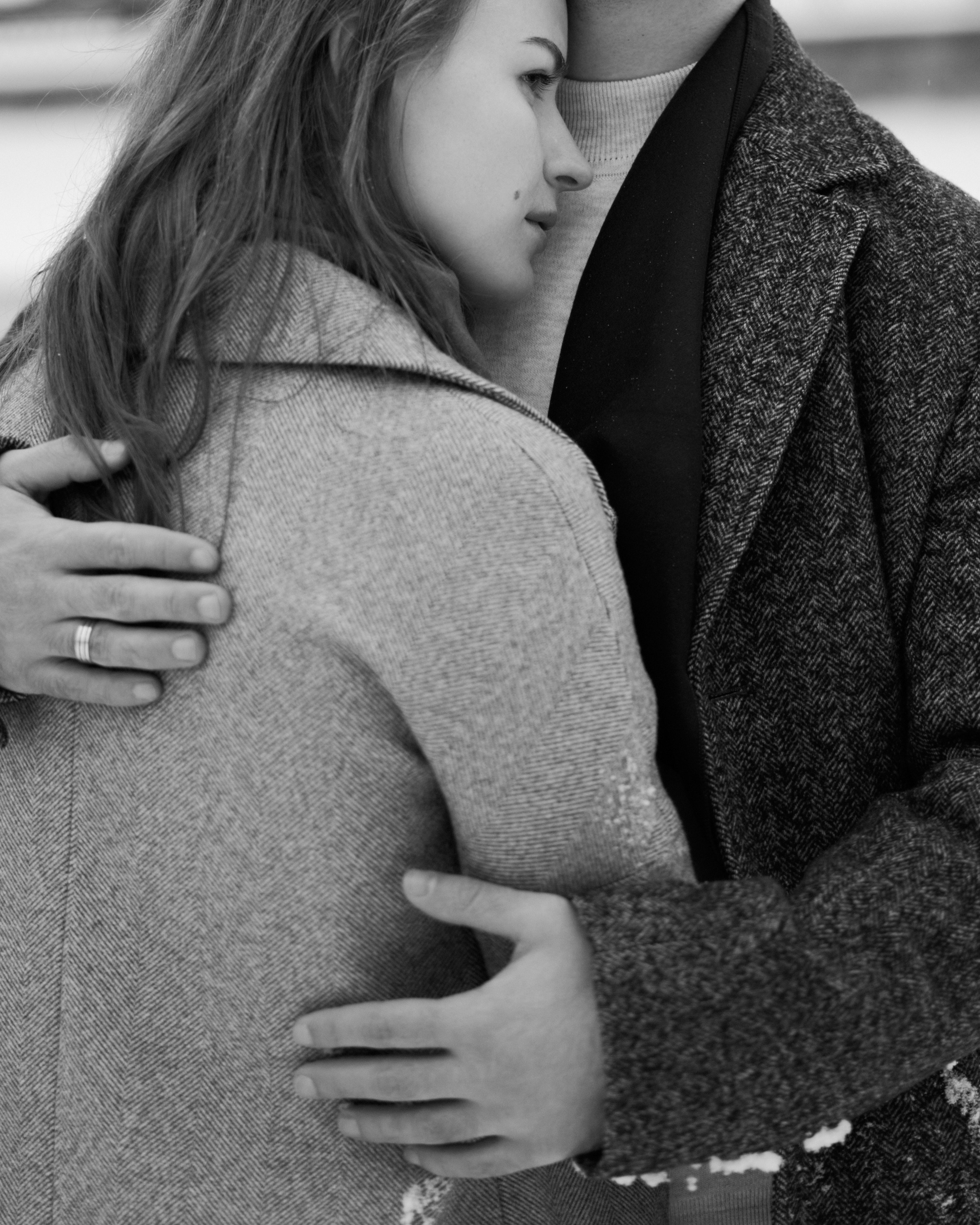 Любовь начинается с поцелуя. Minflo Photographer