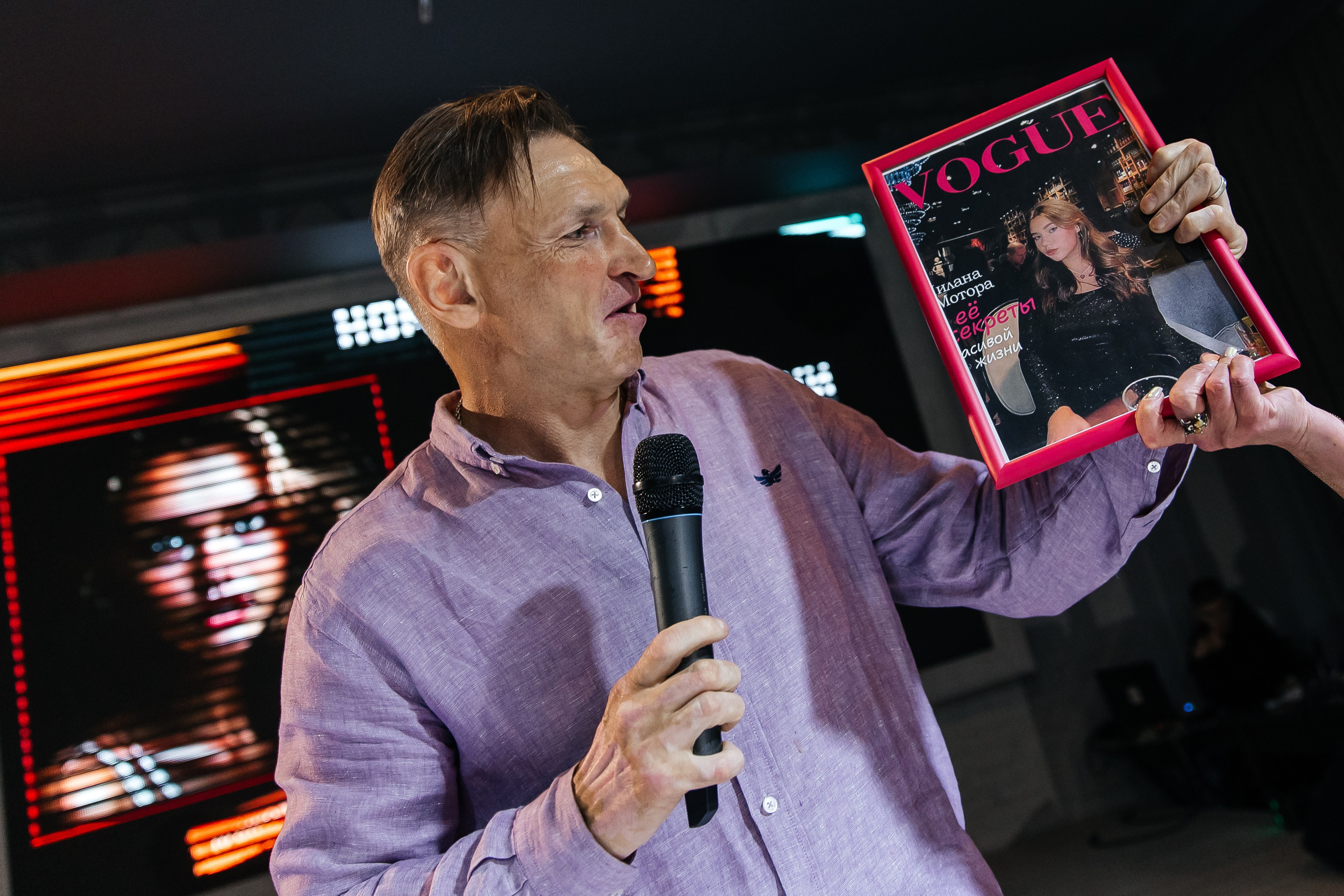 2023-06-23 Выпускной МБОУ СОШ № 10. Фотограф в Красноярске