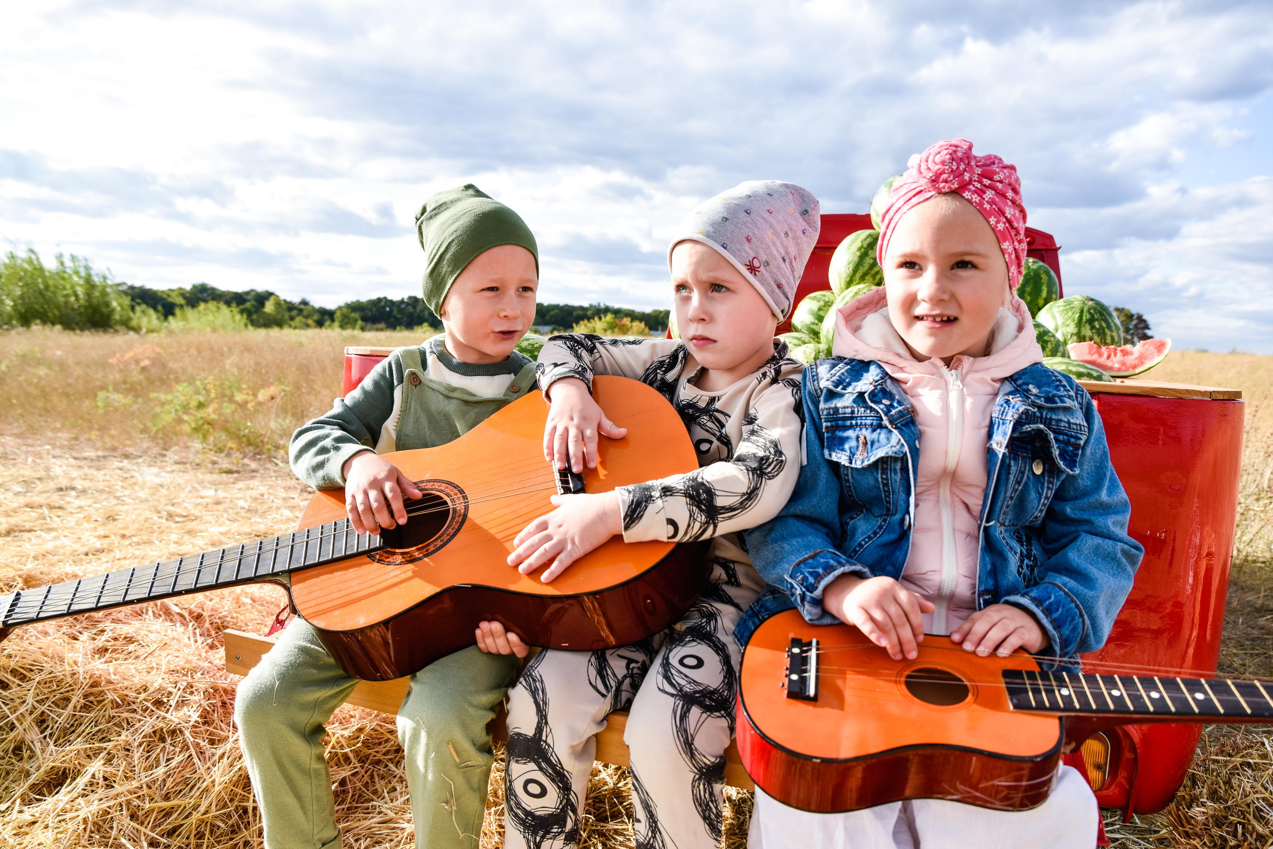 Красный пикап