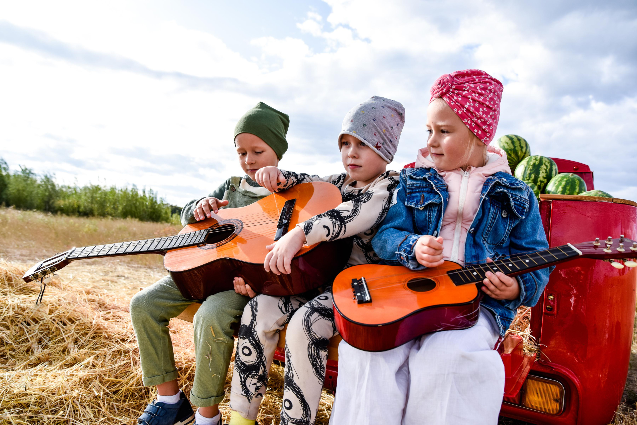 Красный пикап