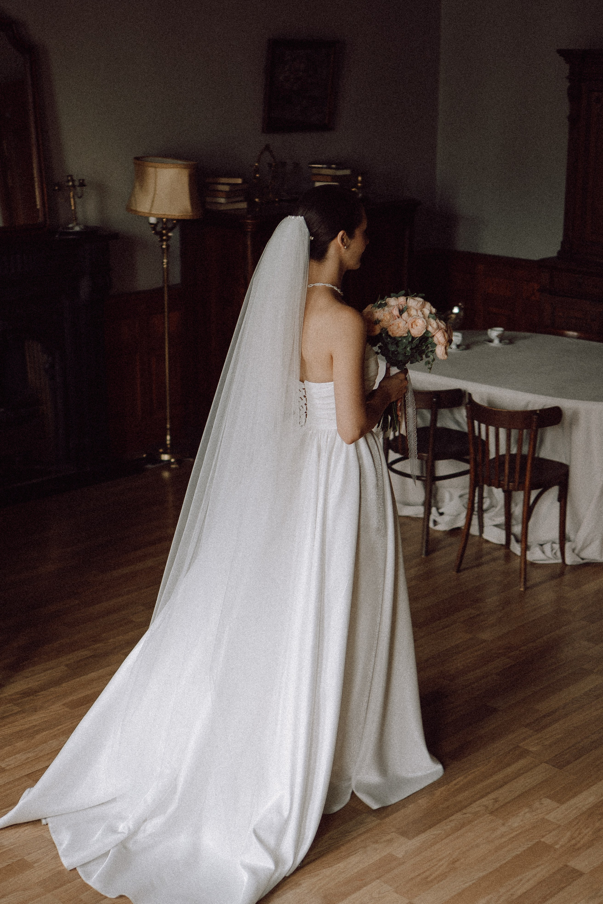 СВАДЕБНАЯ ПРОГУЛКА В САНТК-ПЕТЕРБУРГЕ (ИСАКИЕВСКИЙ СОБОР, ЗИМНЯЯ КАНАВКА, ЭРМИТАЖ И БОЛЬШАЯ МОРСКАЯ УЛИЦА). Профессиональный фотограф, Санкт-Петербург — Виктория Богомолова