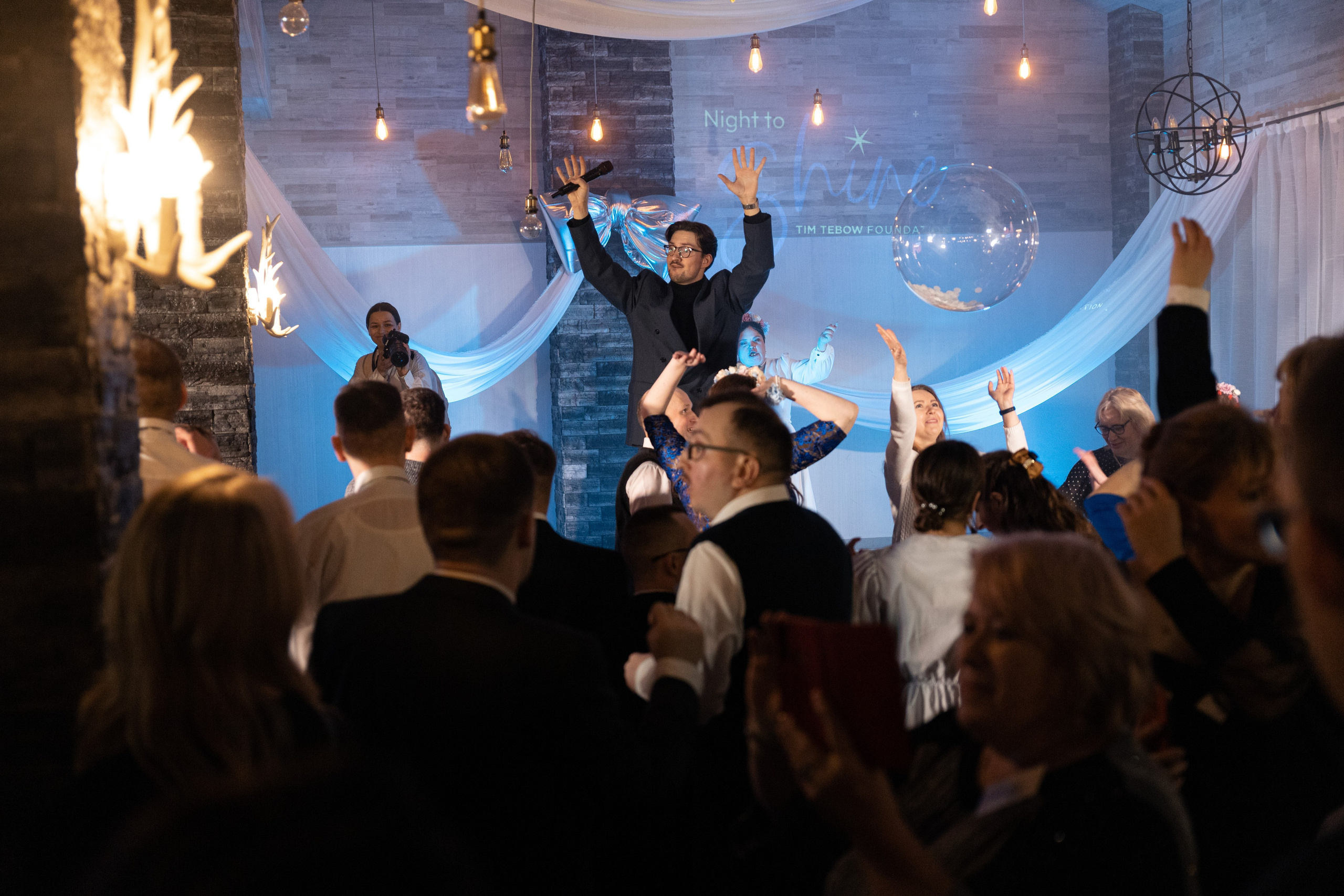 Night to Shine 2025. Репортажный и детский фотограф в Минске